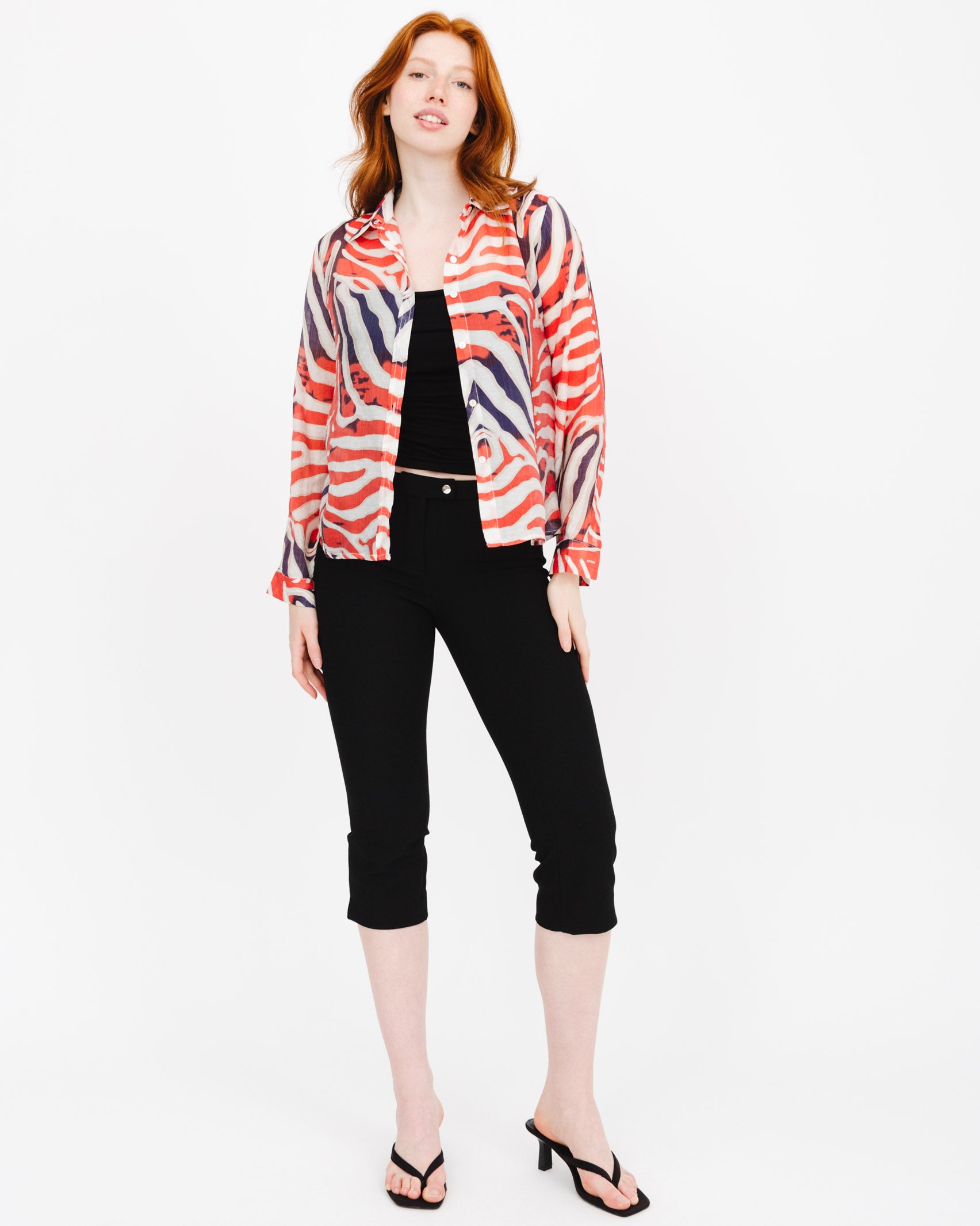 Bluse mit dreifarbigem Print - Broke + Schön