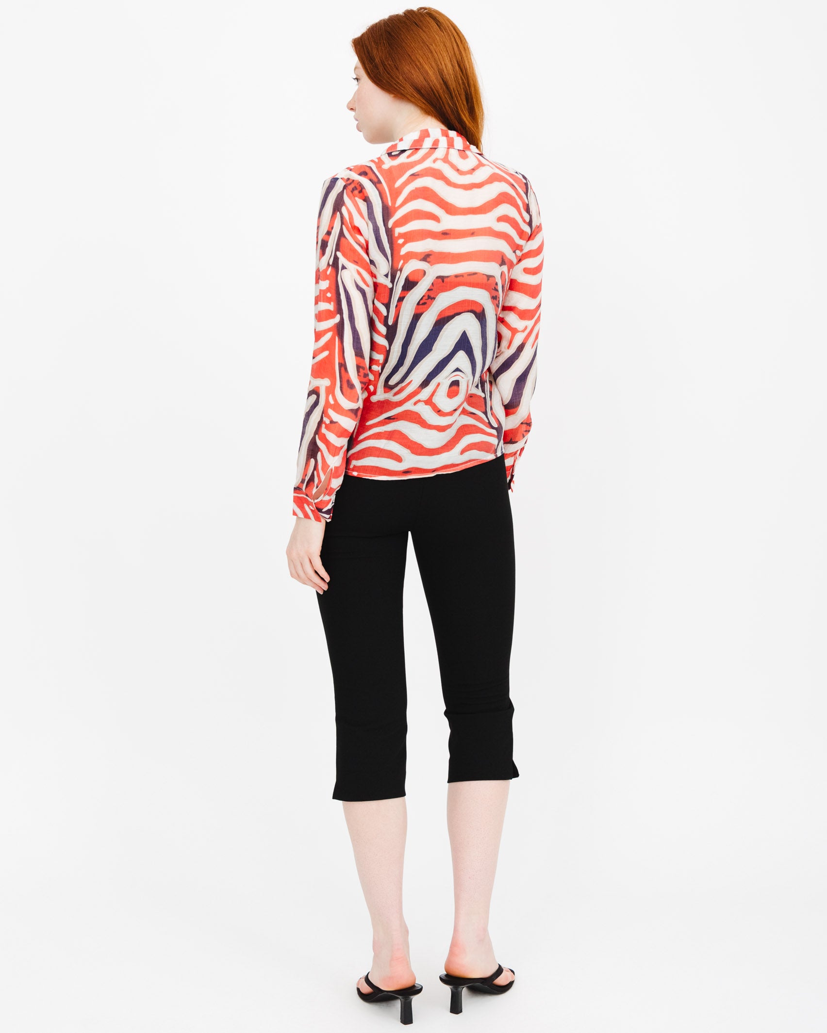 Bluse mit dreifarbigem Print - Broke + Schön