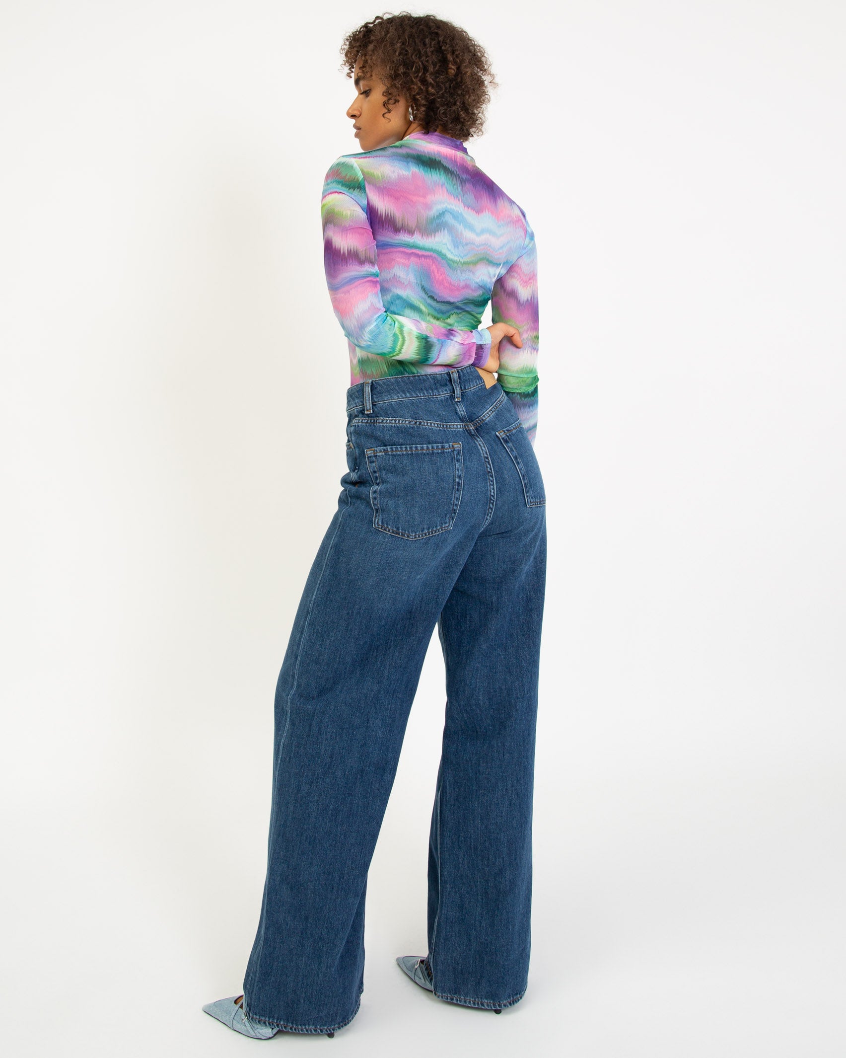 Body in leuchtendem Farbverlauf - Broke + Schön