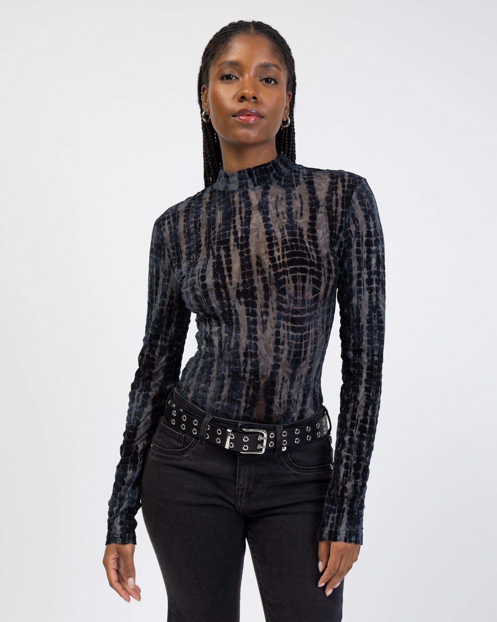 Body mit Schlangenprint aus Samt