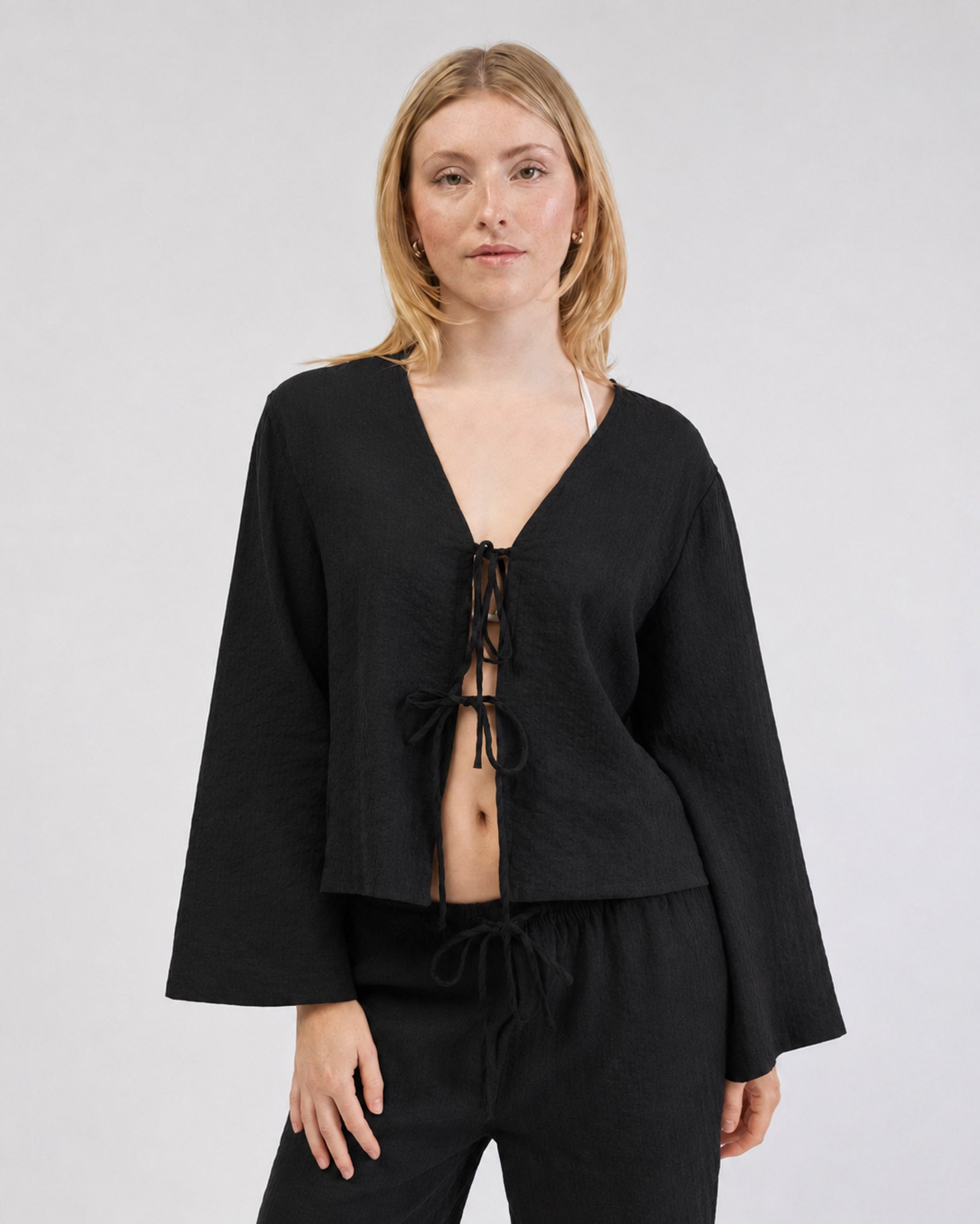Blouse with tie straps in linen blend