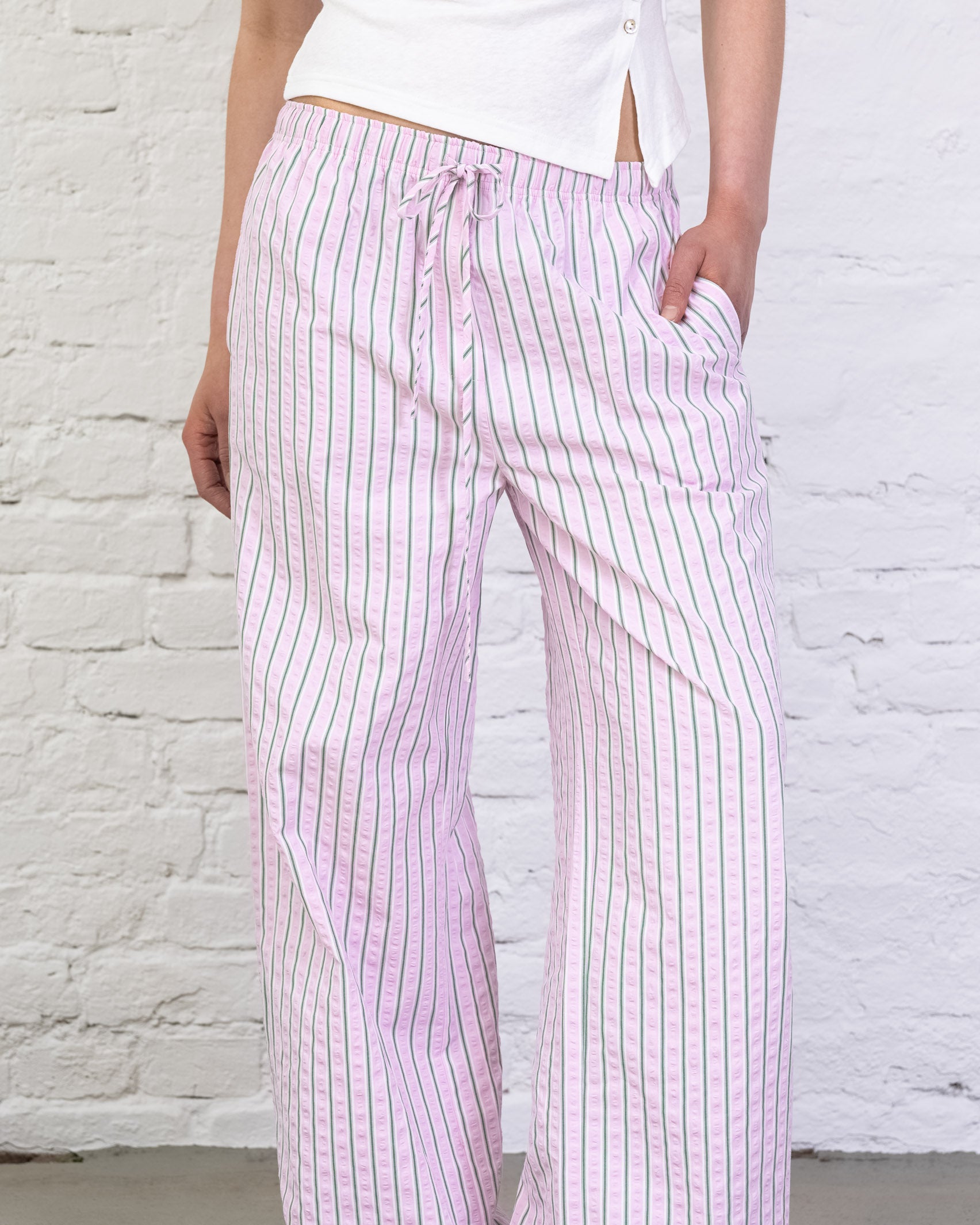 Rosa gestreifte Hose