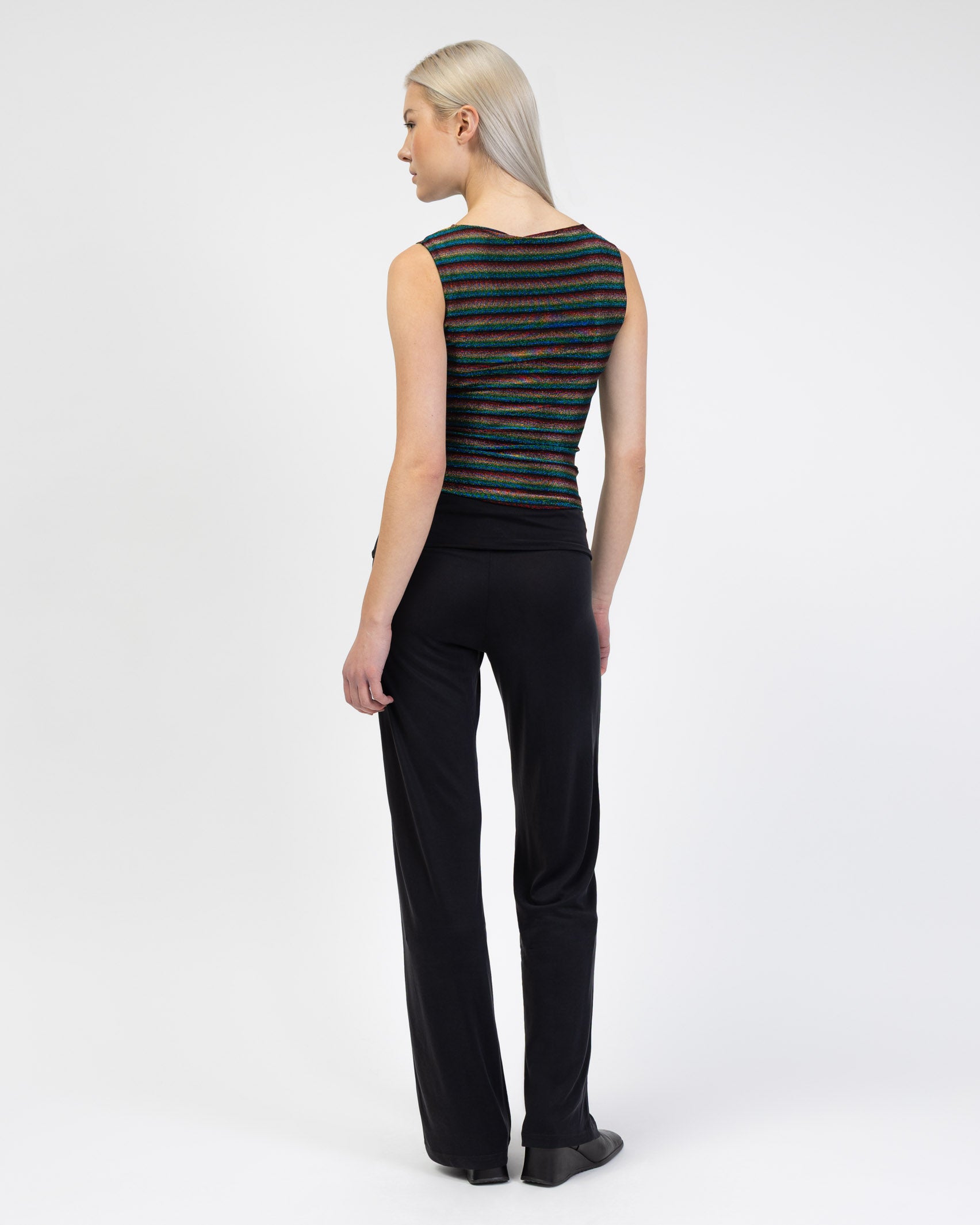 Top mit bunt glitzernden Streifen