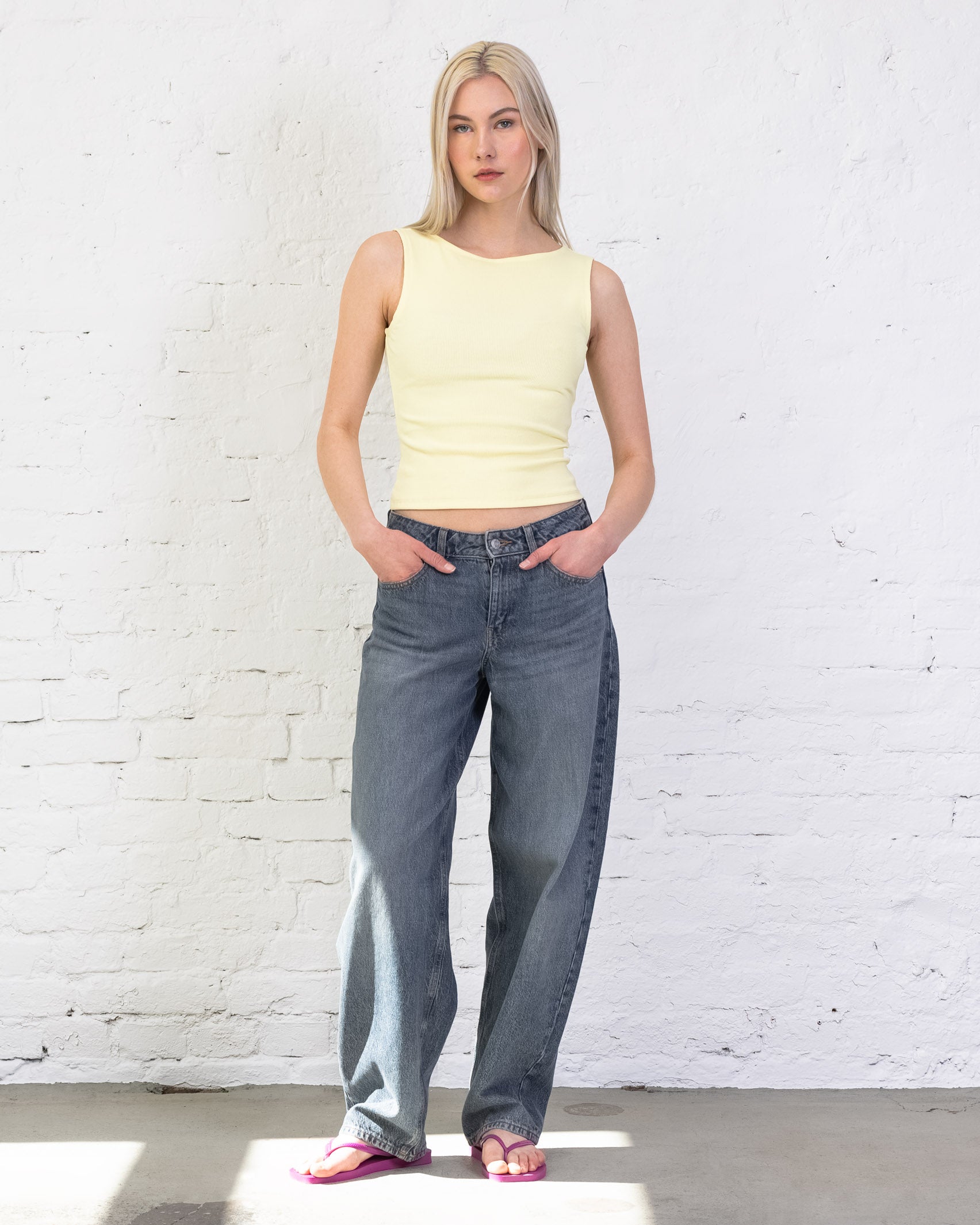 Basic Top mit U-Boot Ausschnitt
