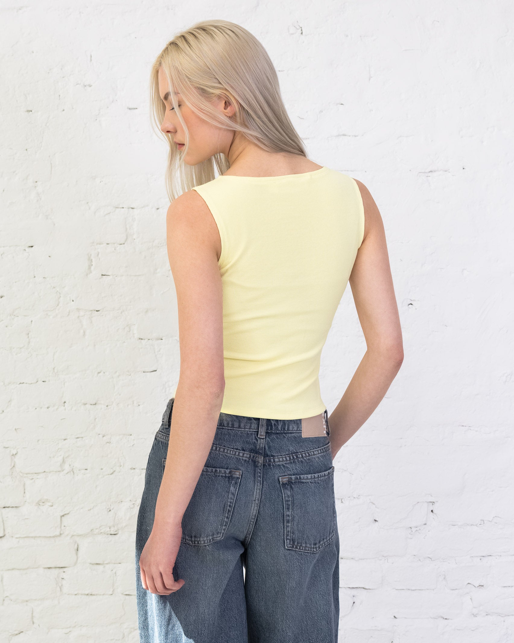 Basic Top mit U-Boot Ausschnitt