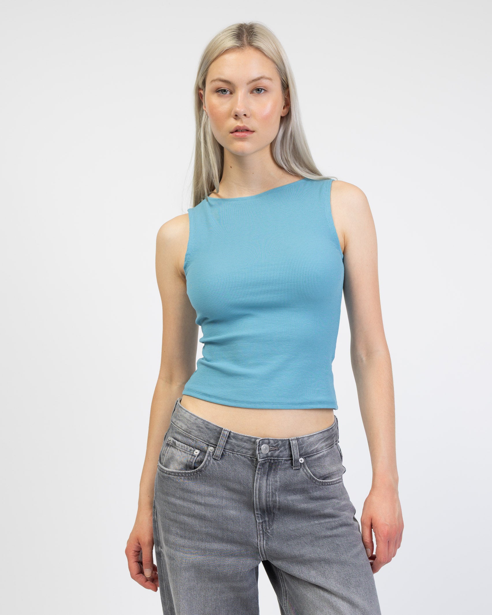 Basic Top mit U-Boot Ausschnitt