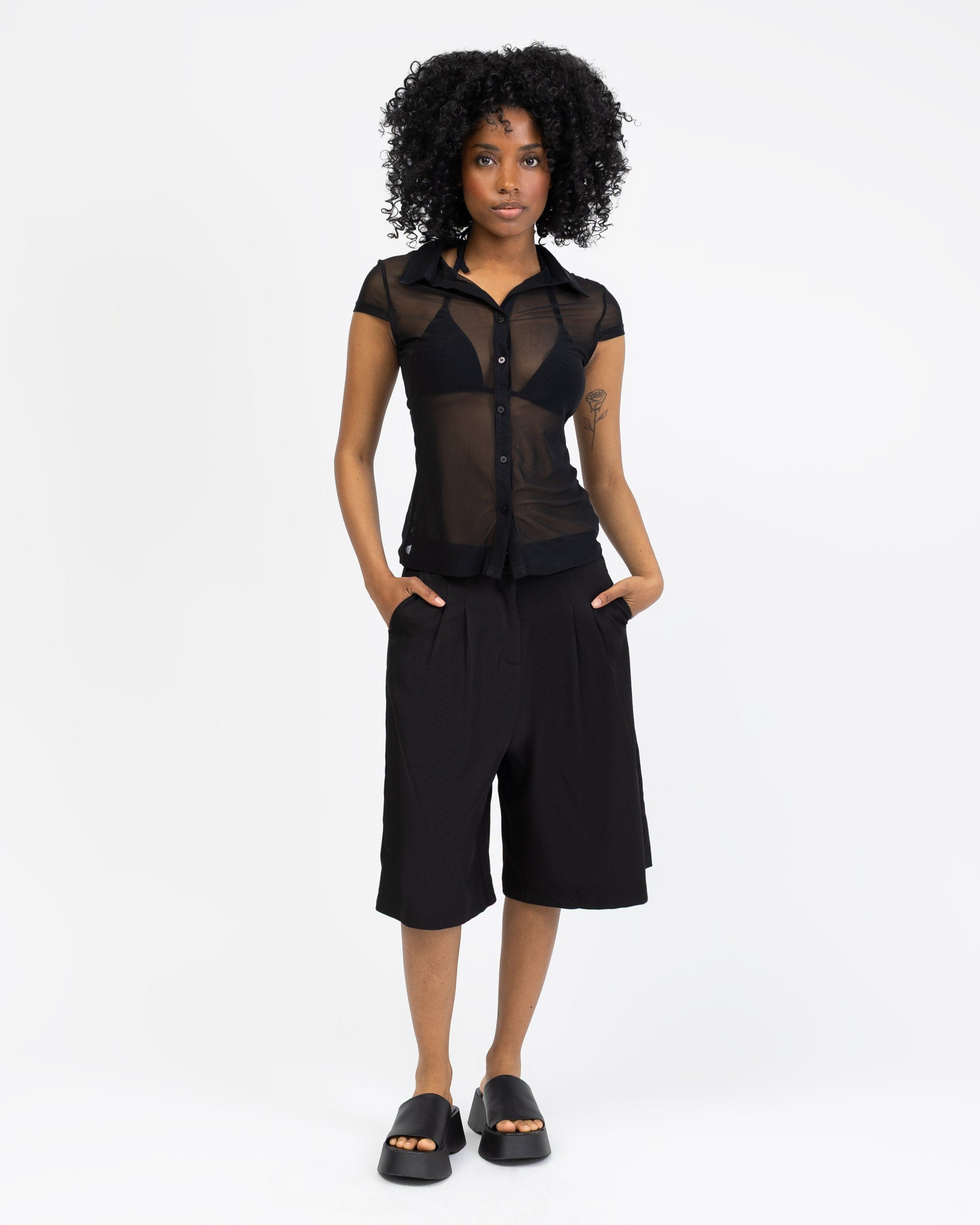 Einfarbige Mesh Kurzarmbluse