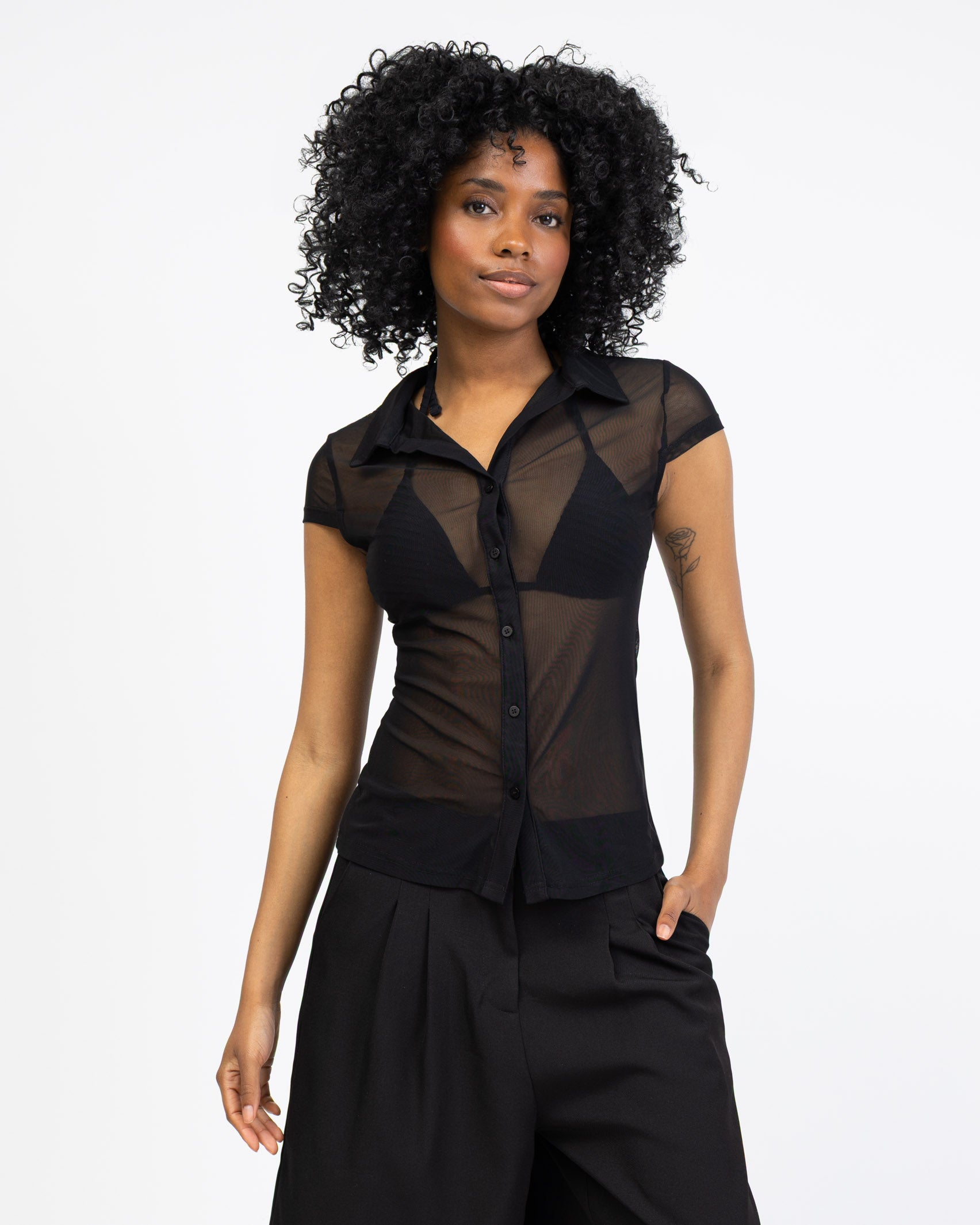 Einfarbige Mesh Kurzarmbluse