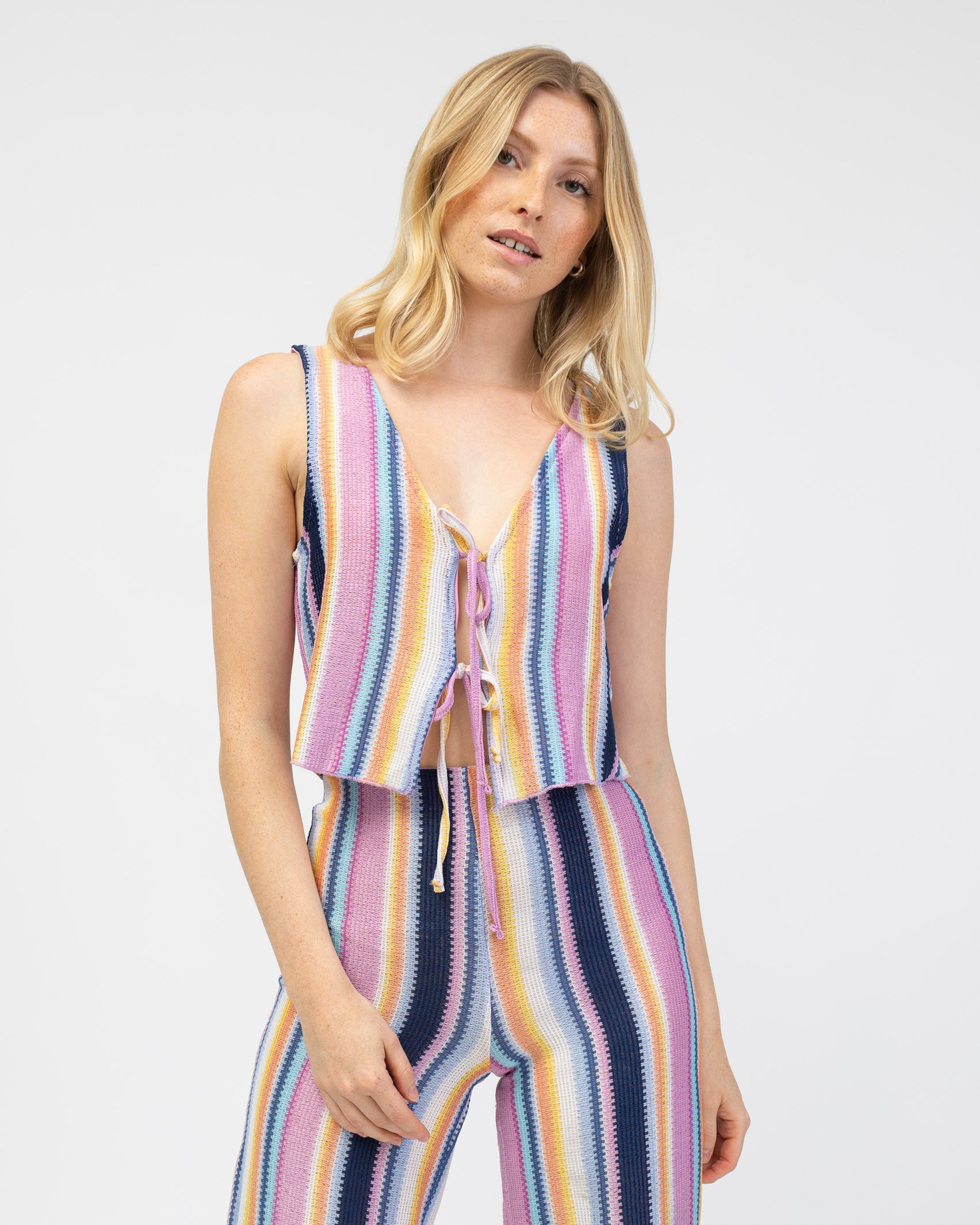 Buntes Top in Häkeloptik