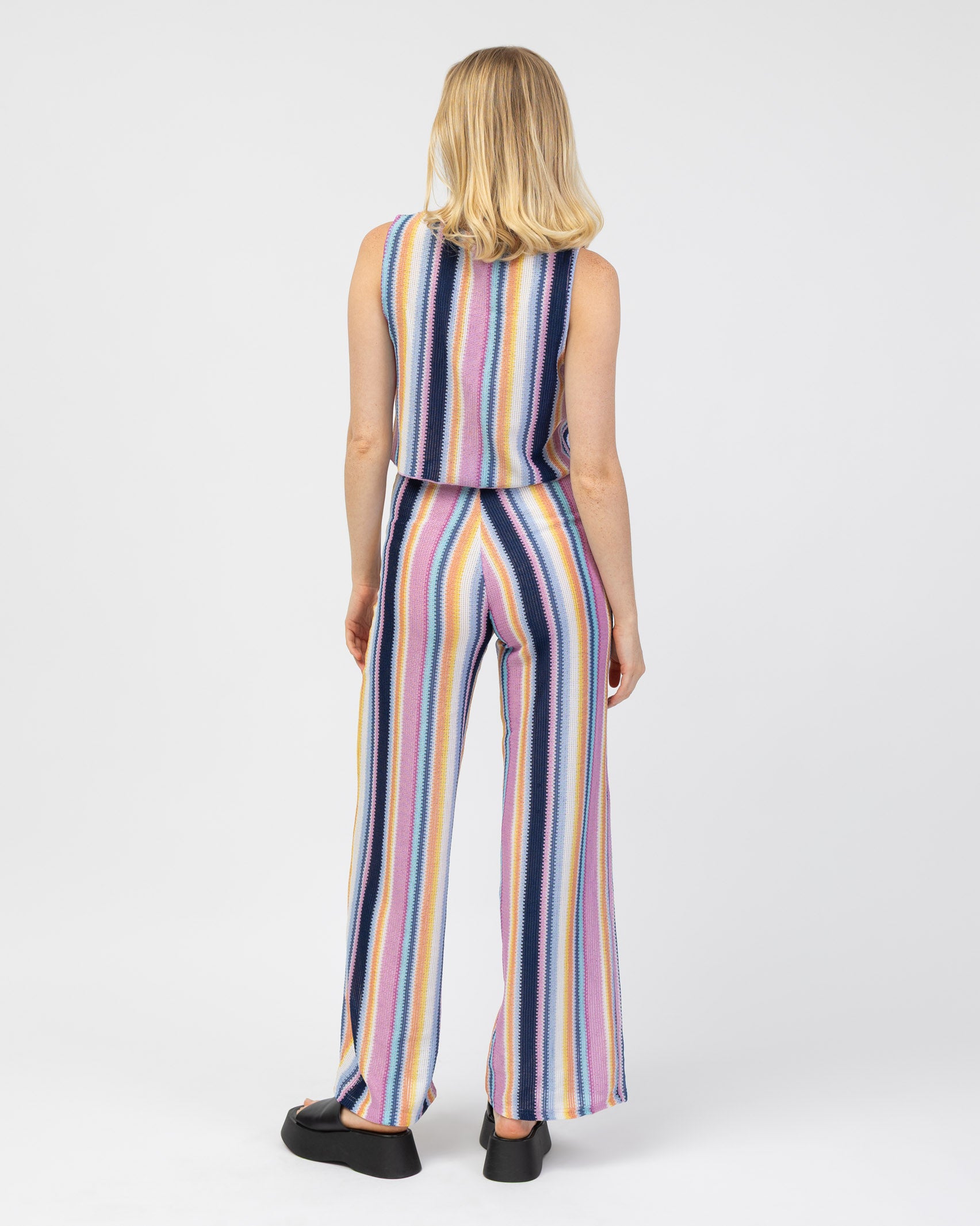 Buntes Top in Häkeloptik