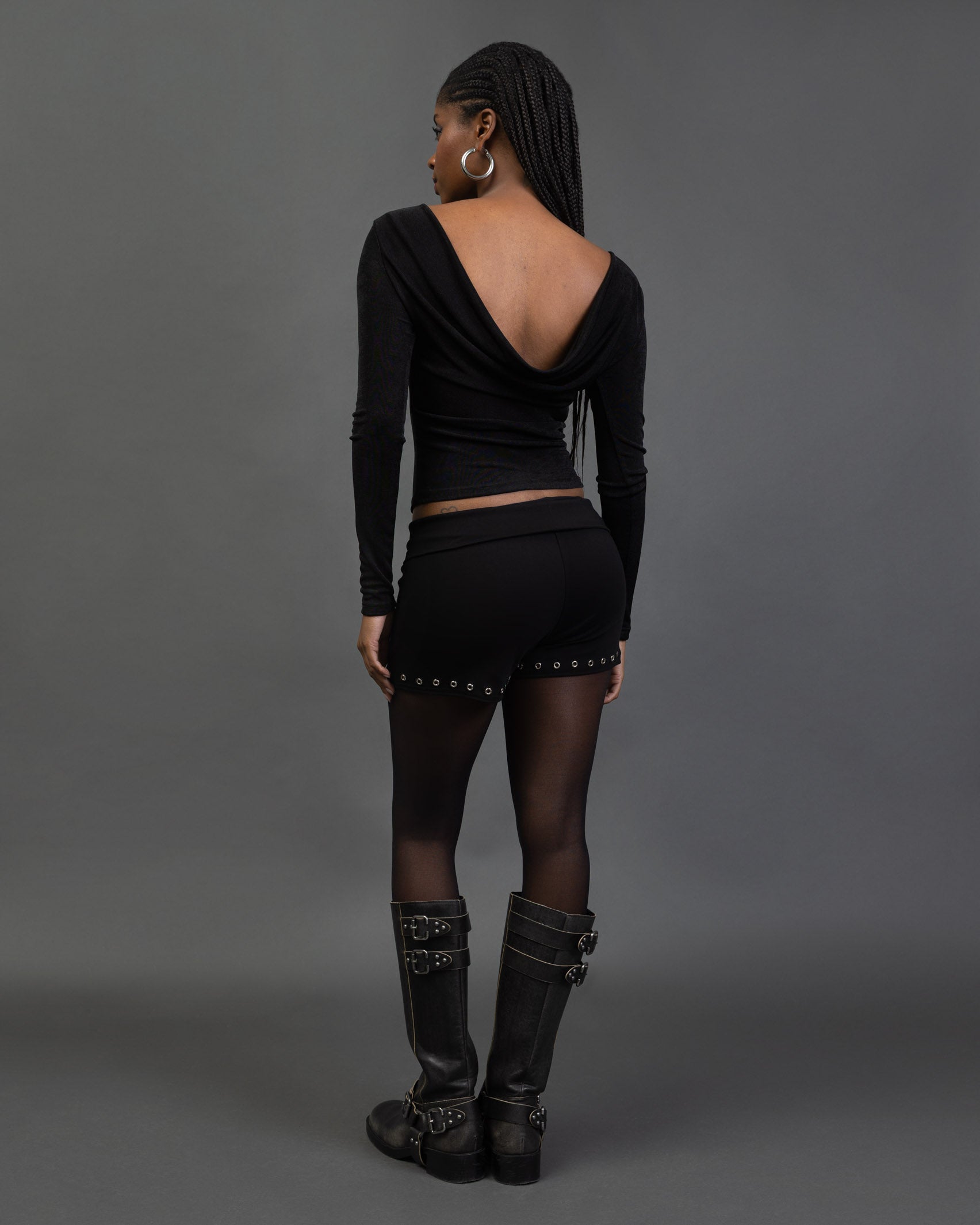 Langarmshirt mit tiefem Rückenausschnitt