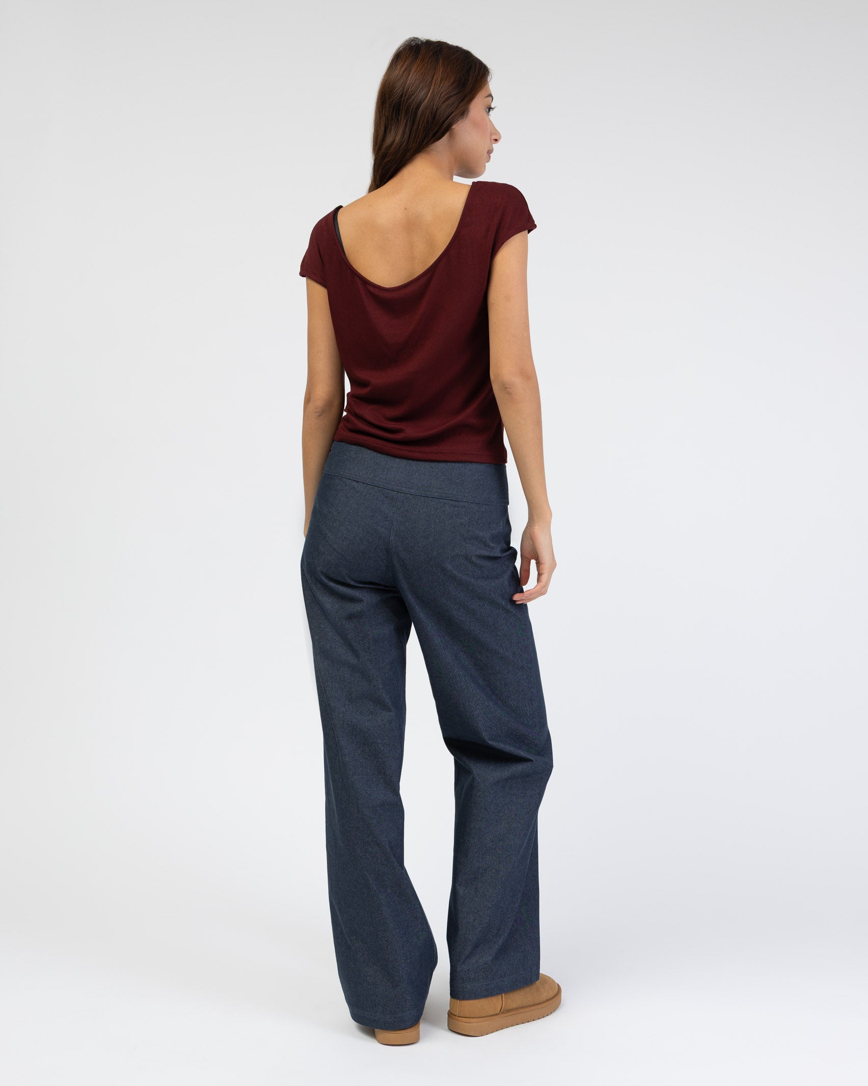 Rückenfreies T-Shirt