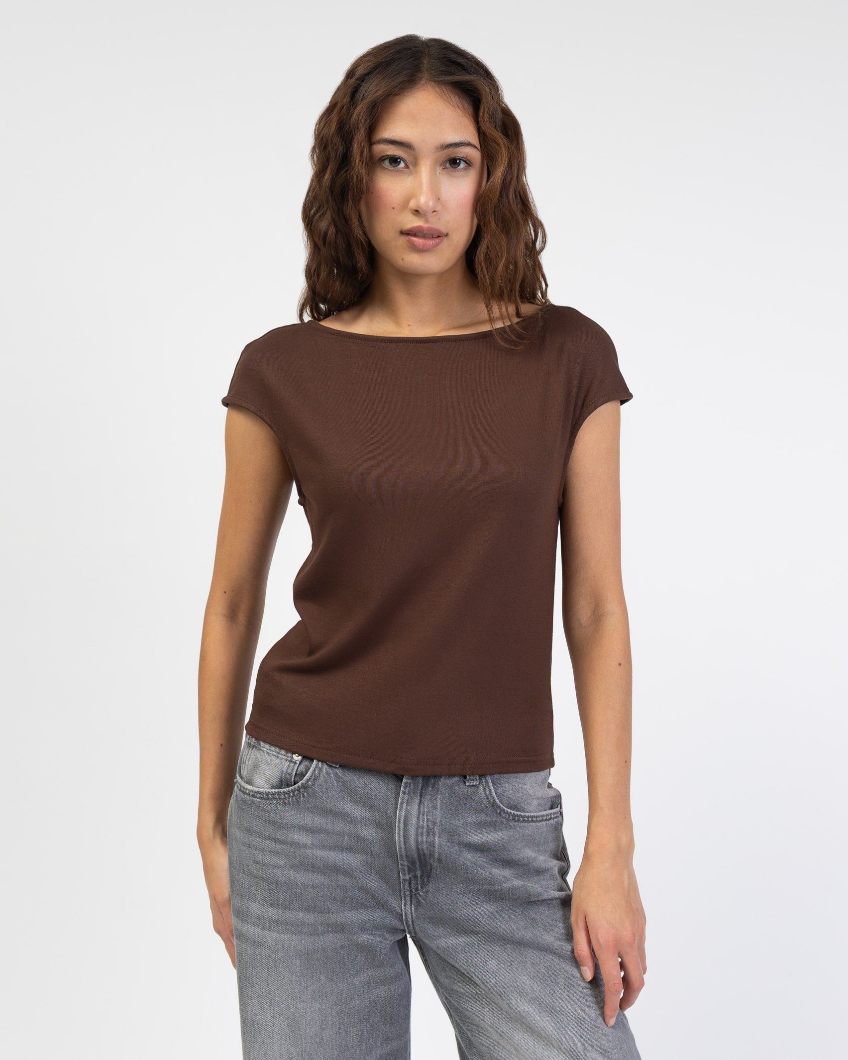 Rückenfreies T-Shirt