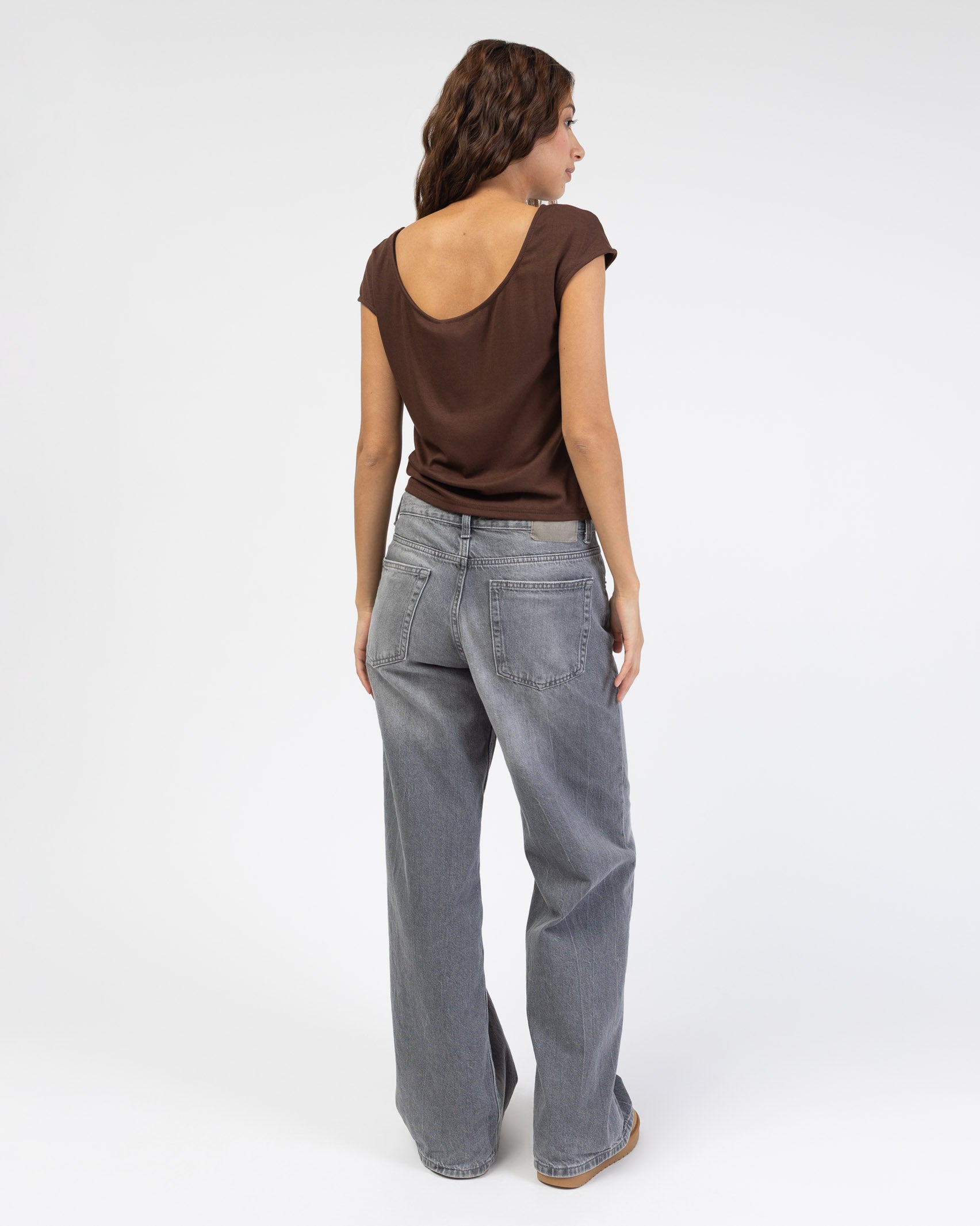 Rückenfreies T-Shirt