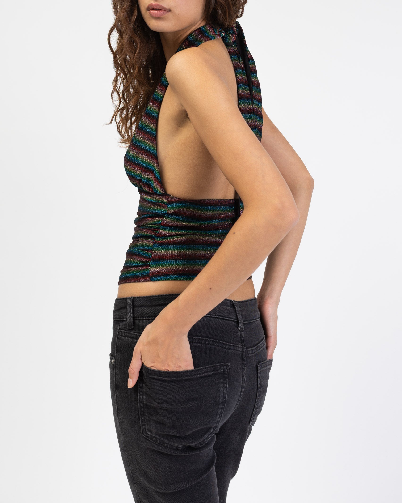 Neckholdertop mit glitzernden Streifen