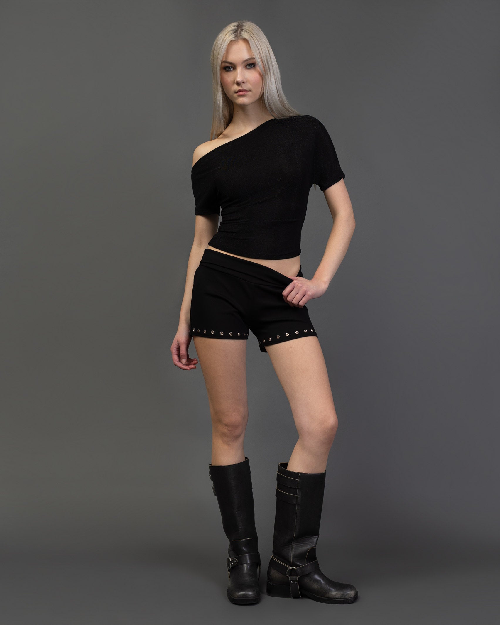 Offshoulder Shirt mit Glitzer