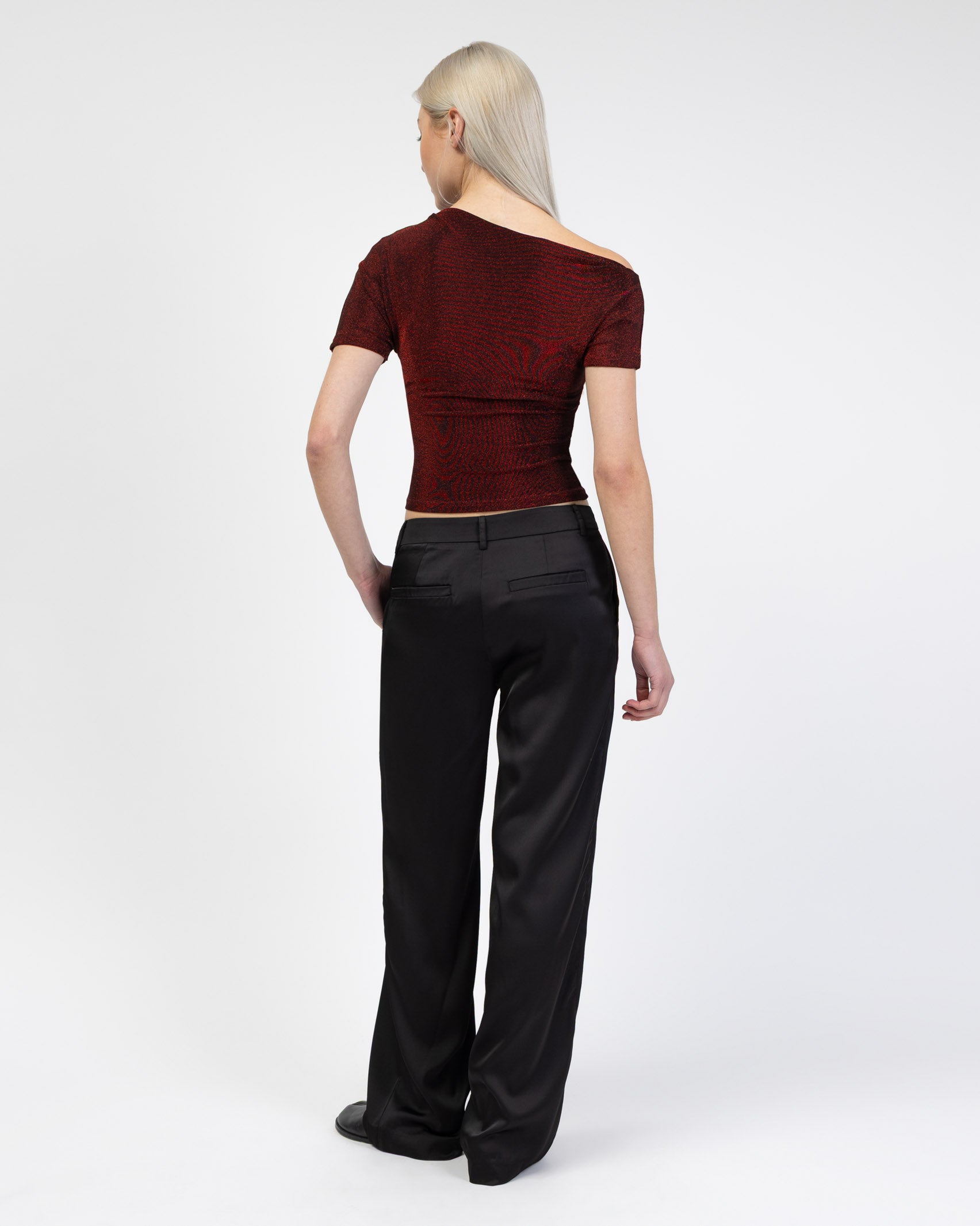 Offshoulder Shirt mit Glitzer