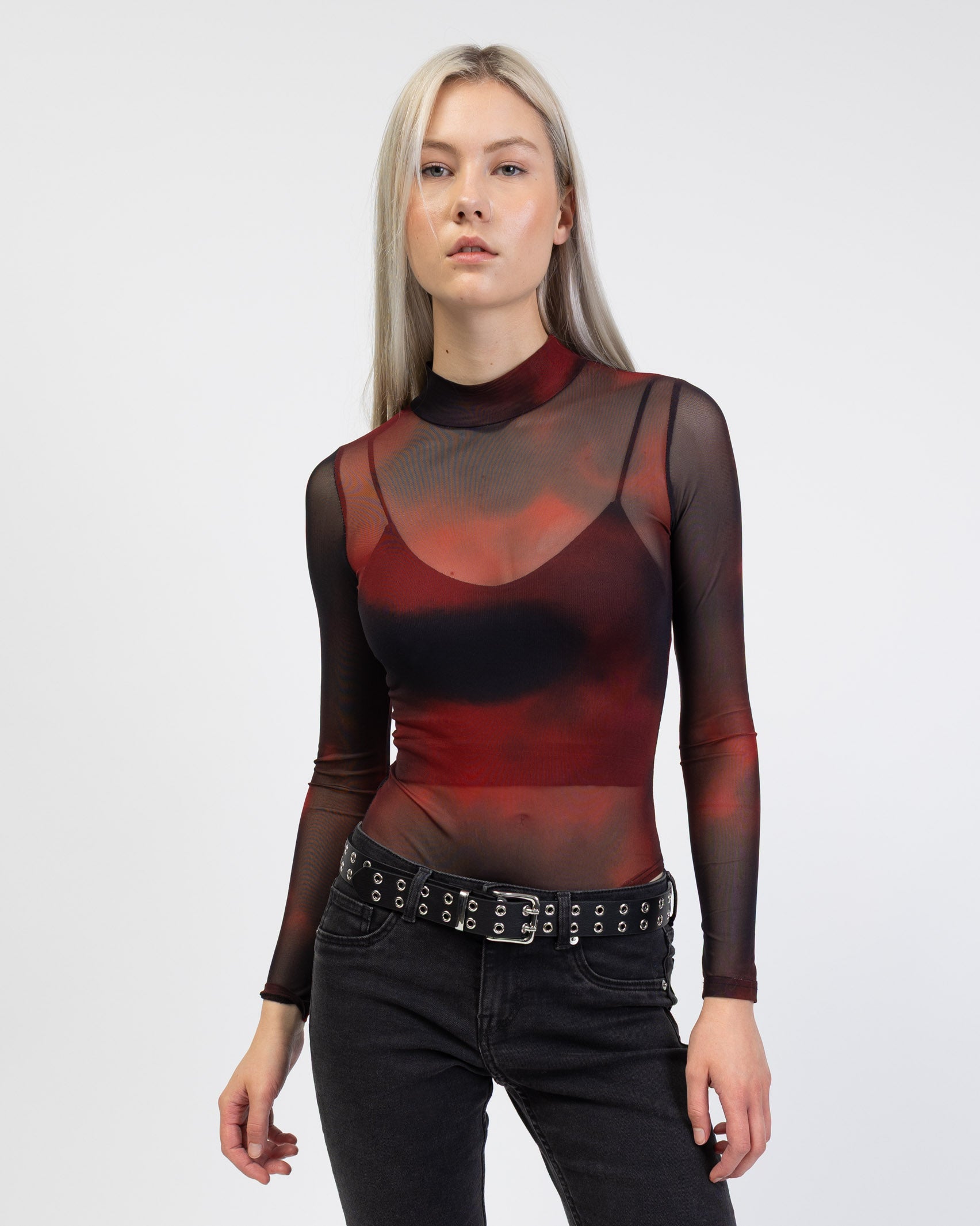 Body mit Nebel Print