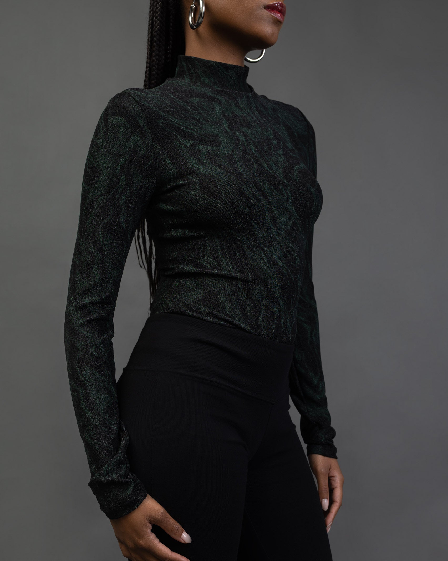 Body mit glitzerndem Marmormuster