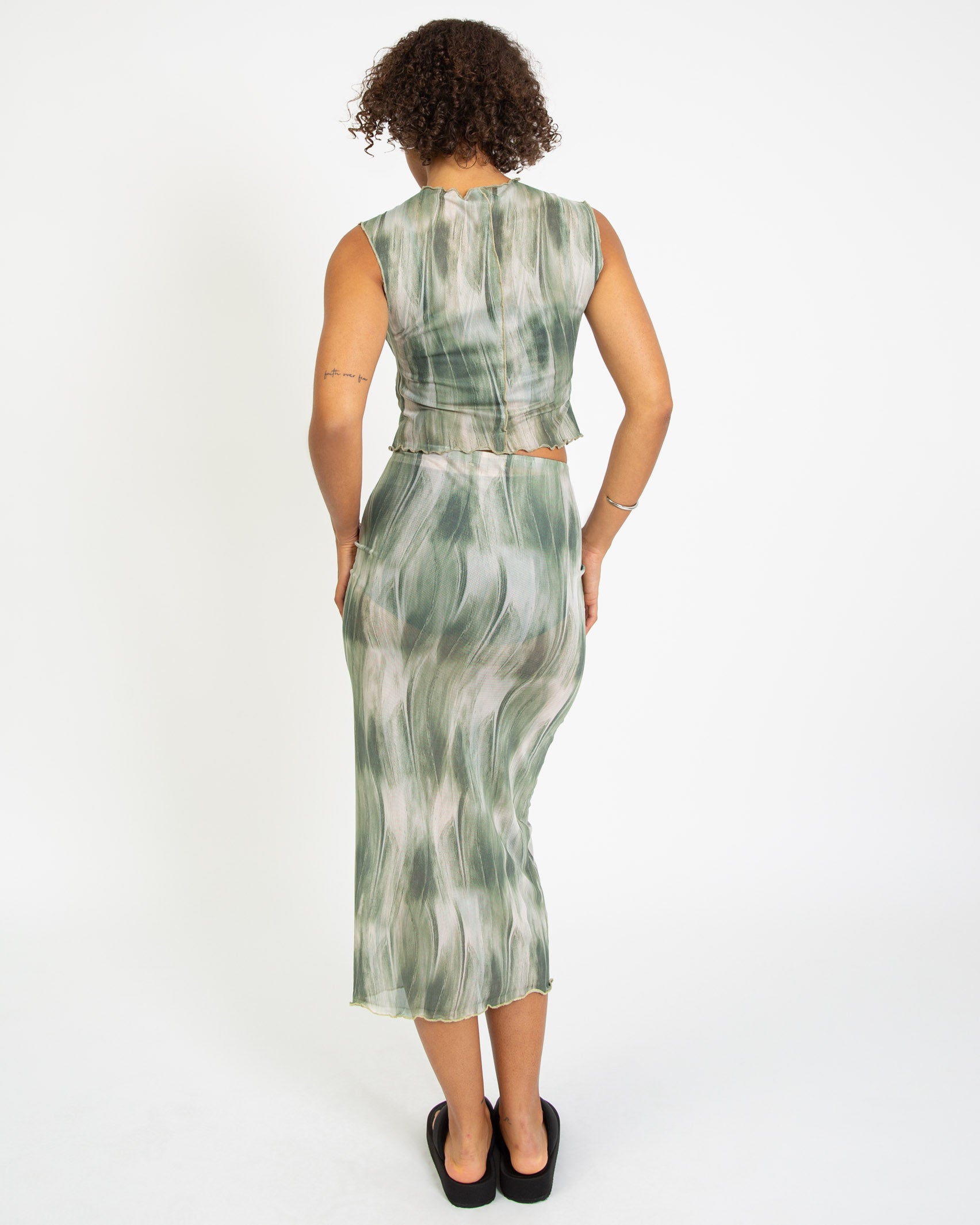 Mesh Top in Grüntönen - Broke + Schön