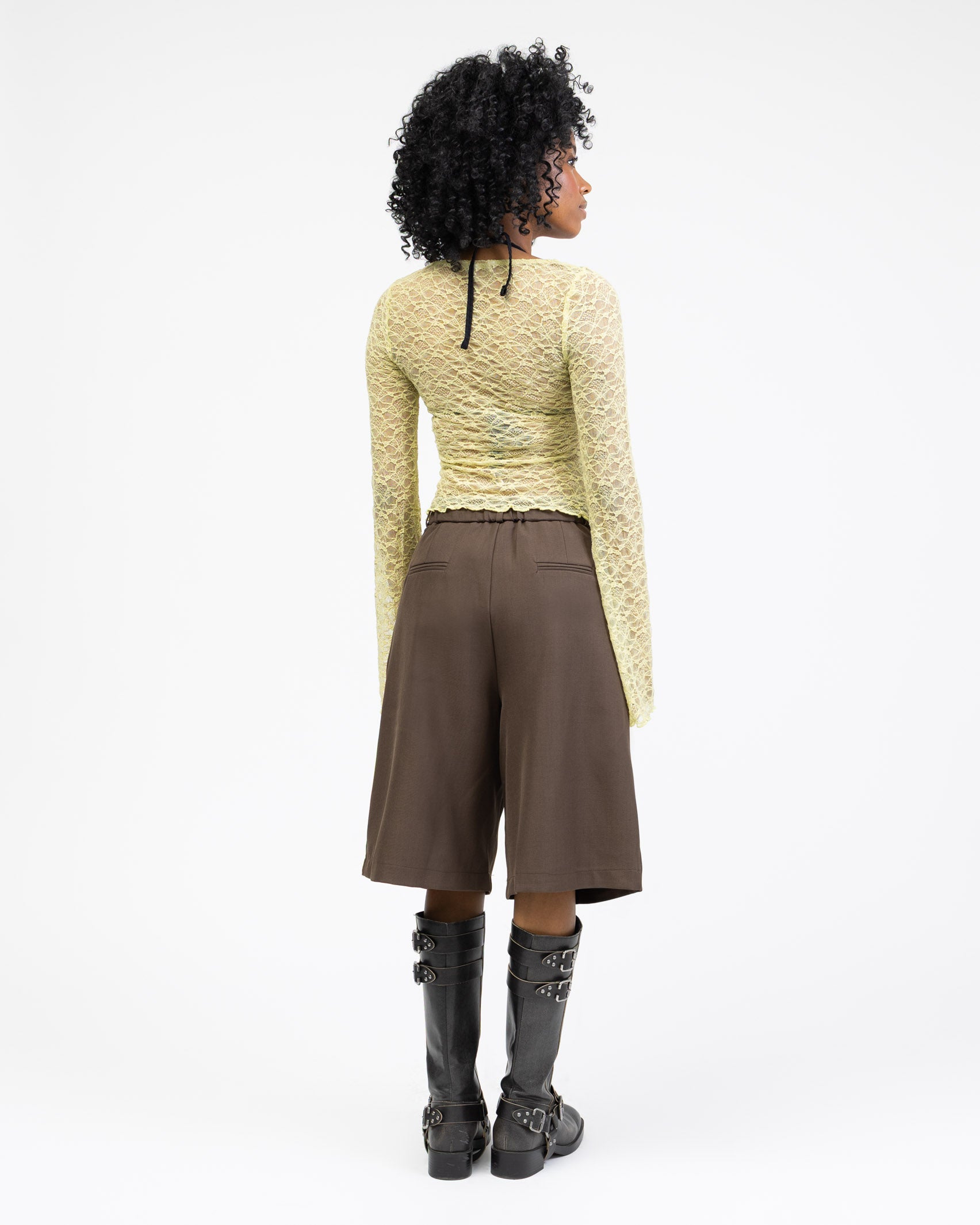 Elegantes Spitzenlangarmshirt