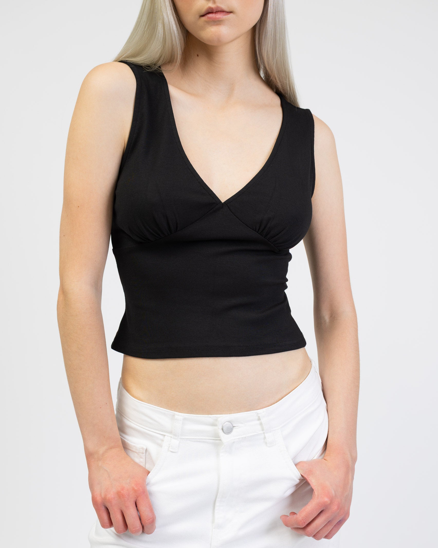 Basic Top mit V-Ausschnitt