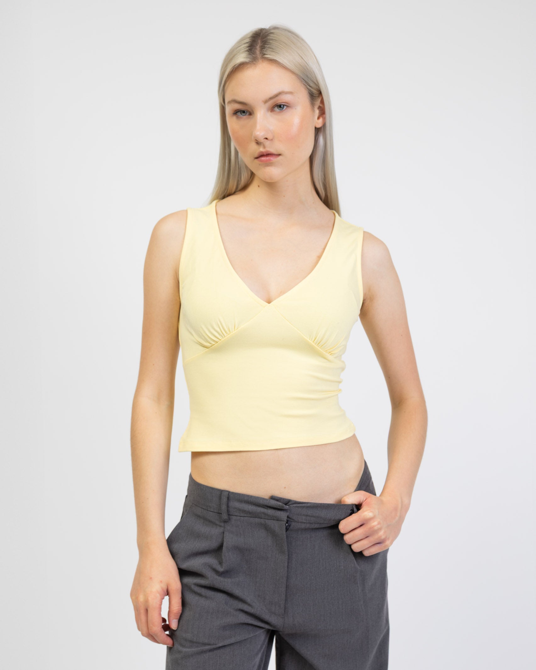 Basic Top mit V-Ausschnitt