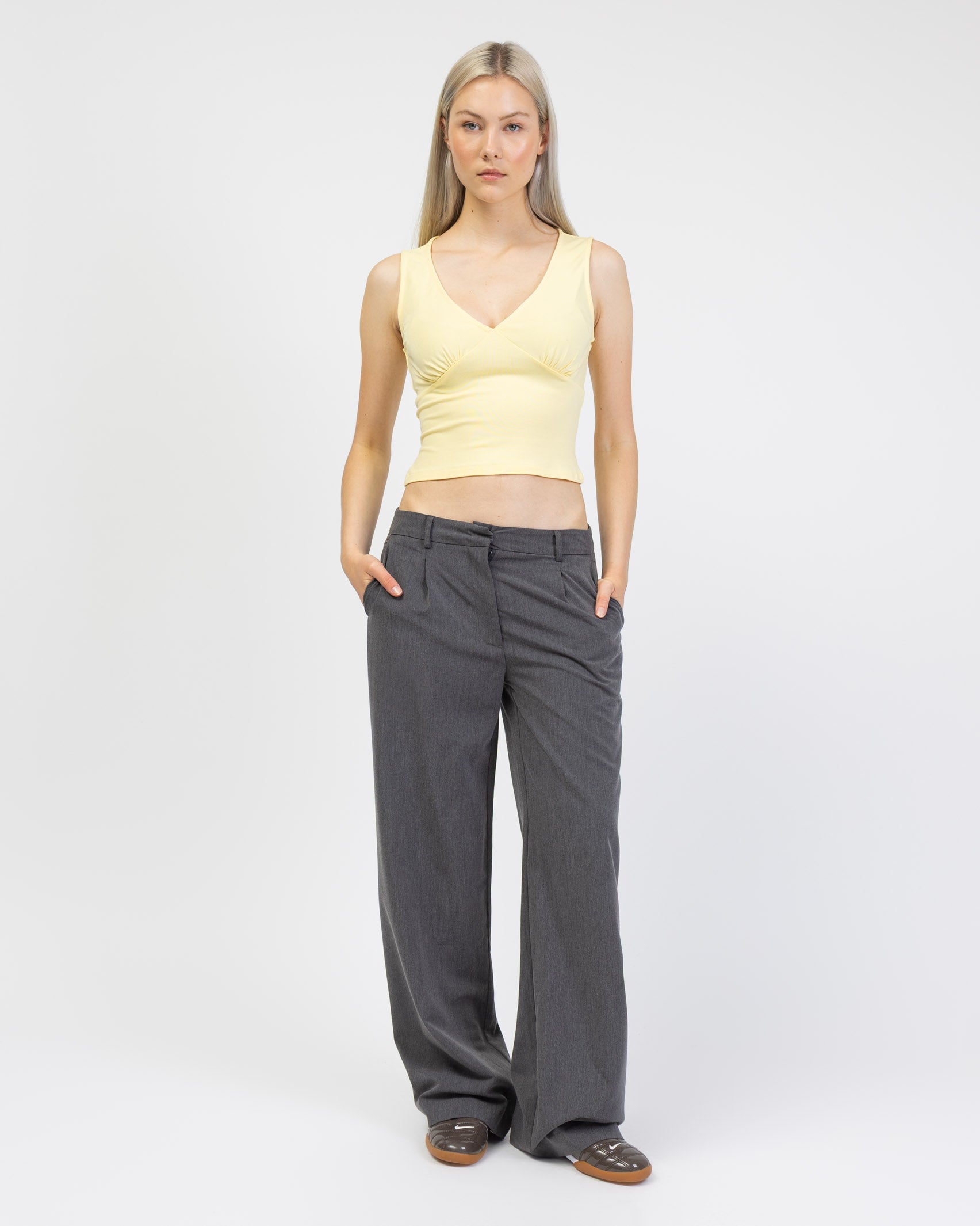 Basic Top mit V-Ausschnitt