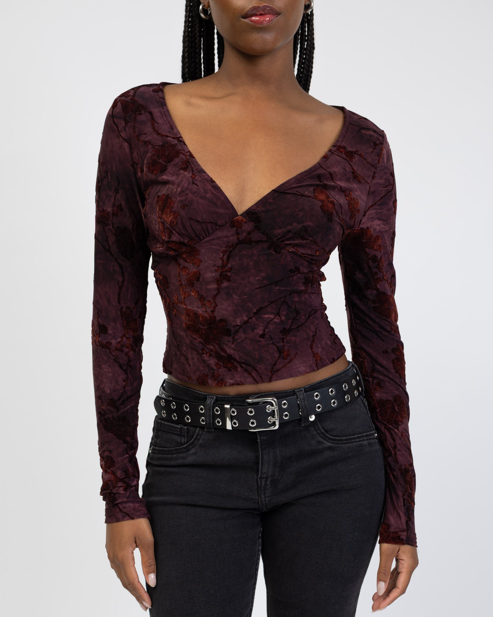 V-Neck Longshirt mit Blumenprint aus Samt