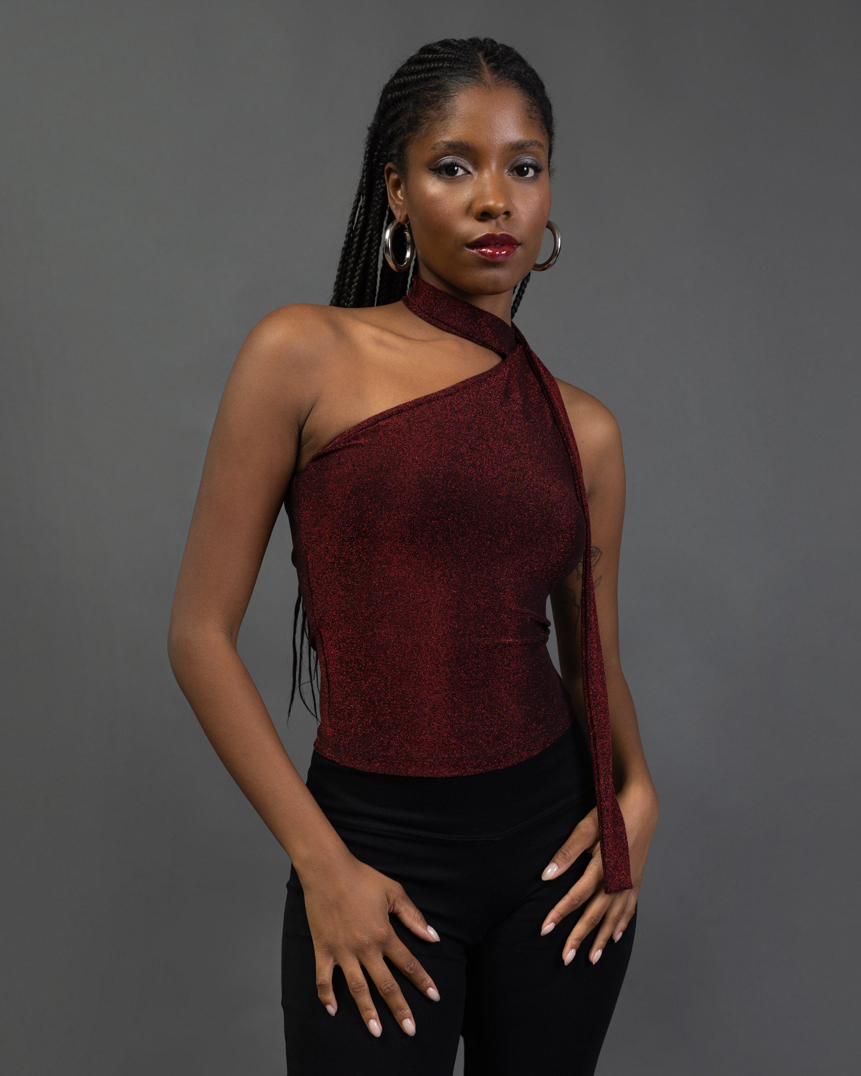 One Shoulder Top mit Schal