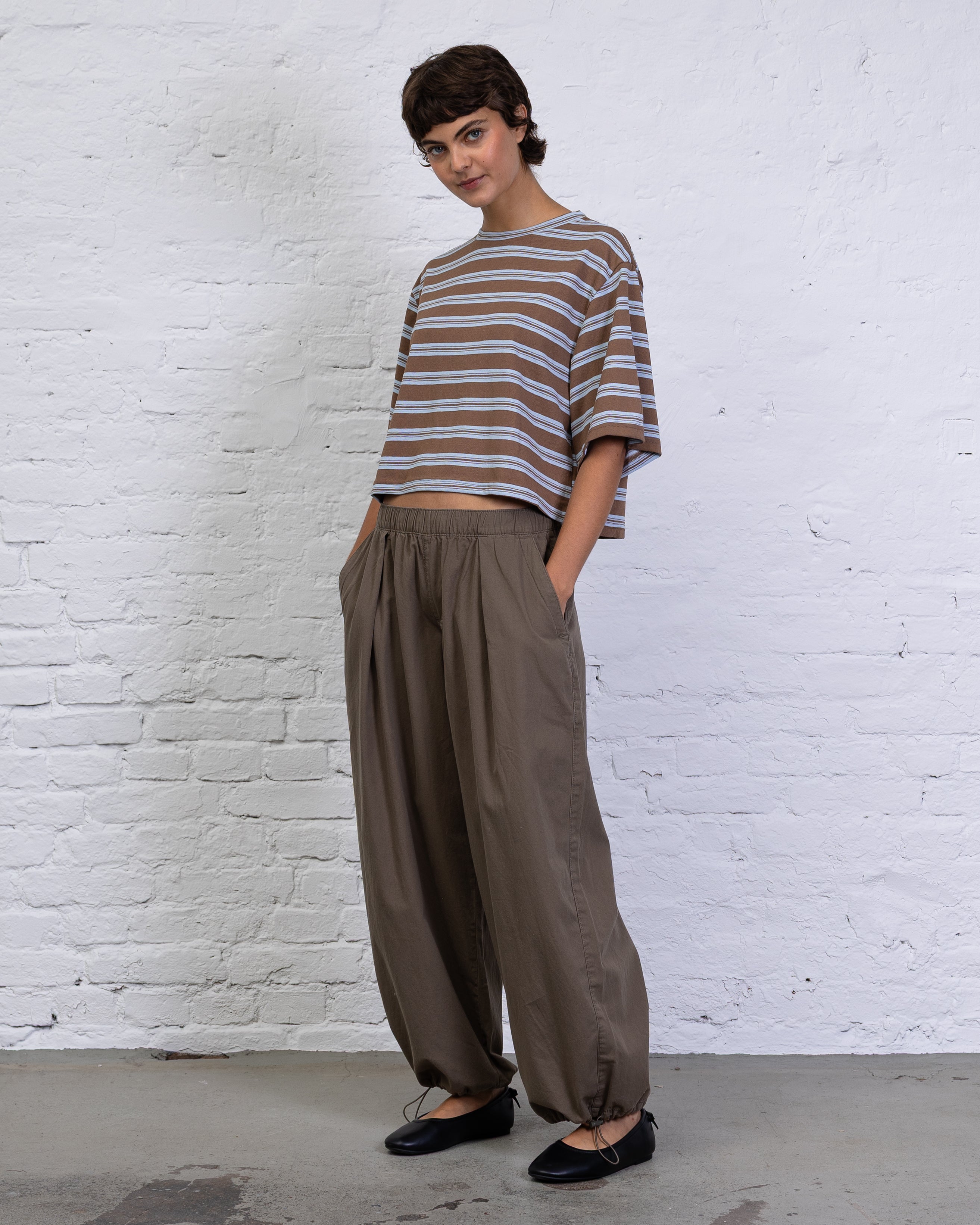 Crop T-Shirt mit Streifen