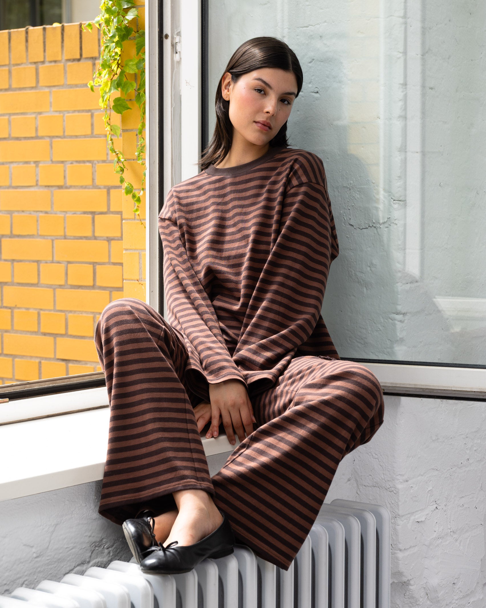Sweatstoff Hose mit Streifen