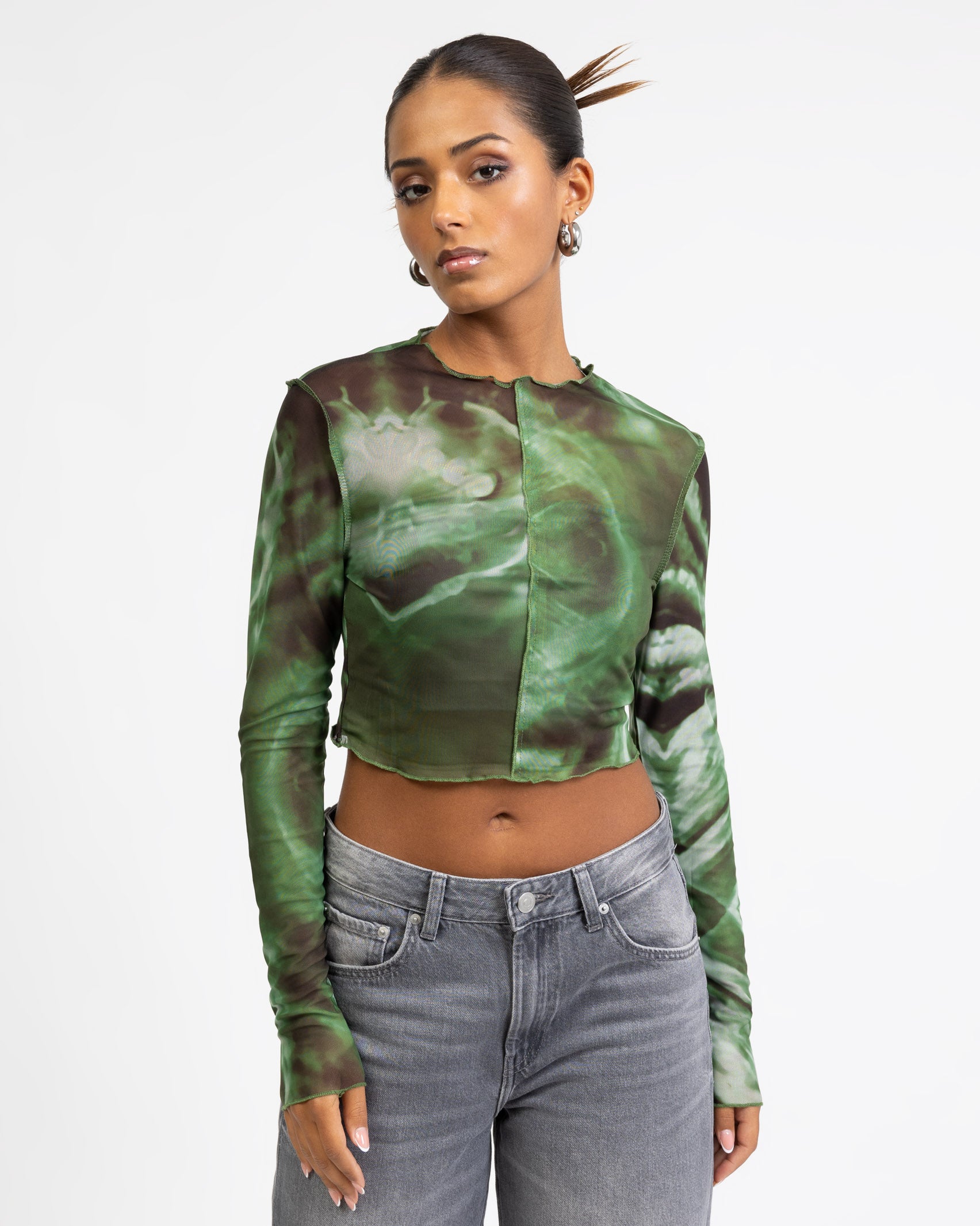 Mesh Langarmshirt mit grünem Farbverlauf