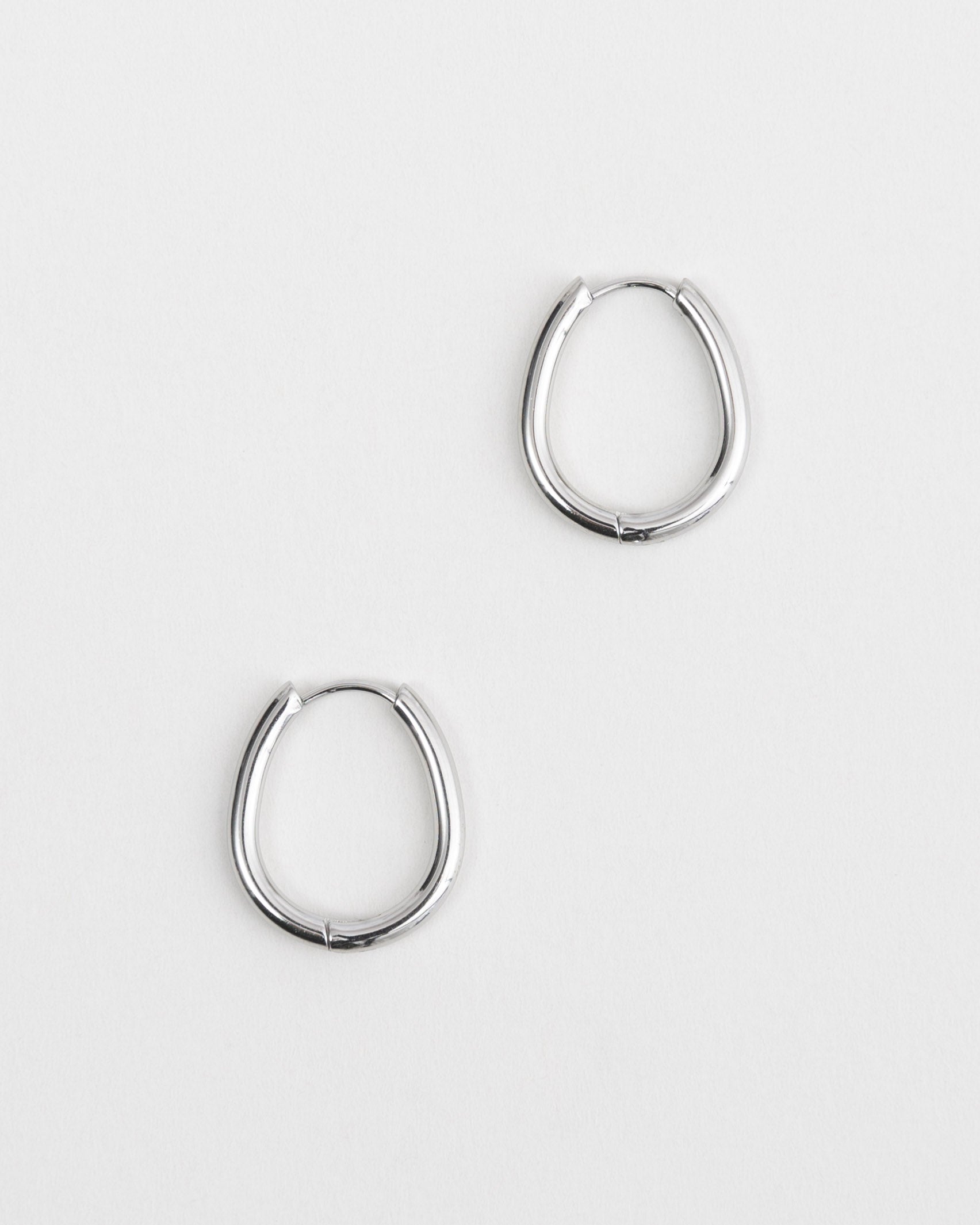 Tropfenförmige Creolen