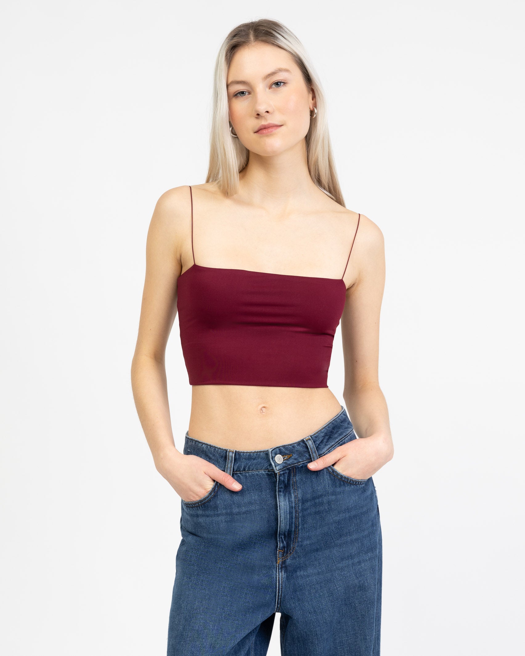 Crop Top mit dünnen Spaghettiträgern