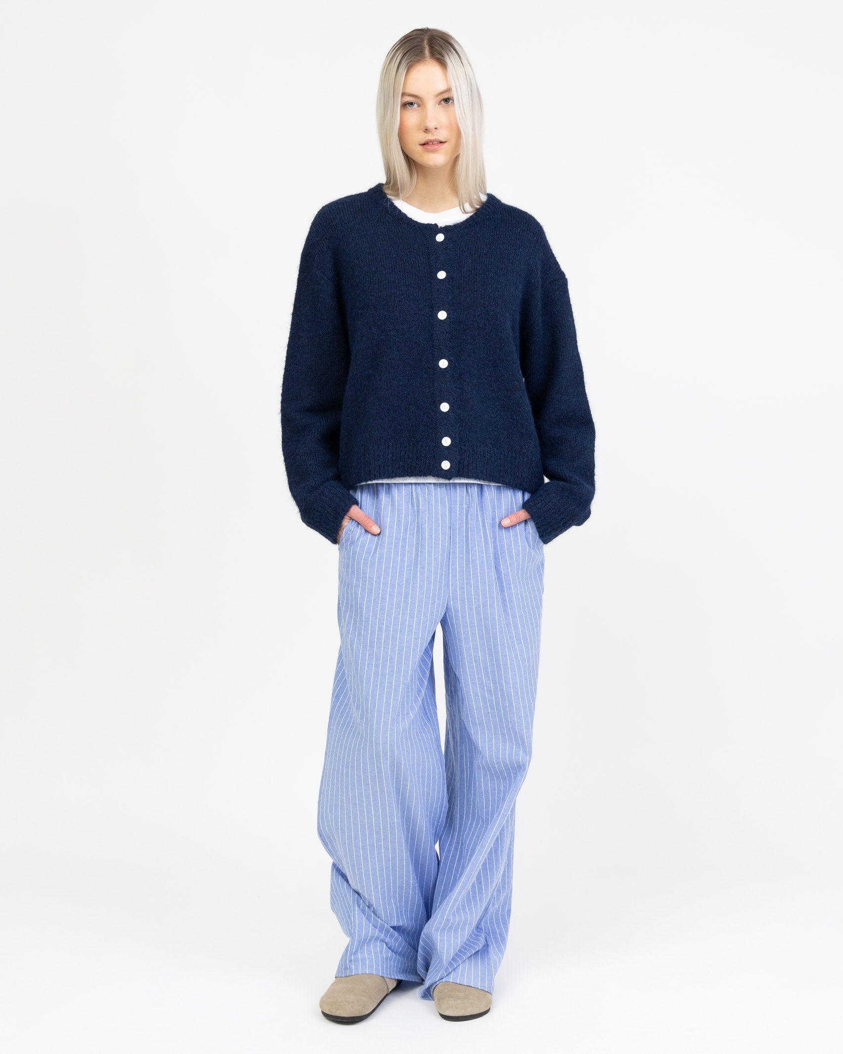 Weiche lockere Strickjacke