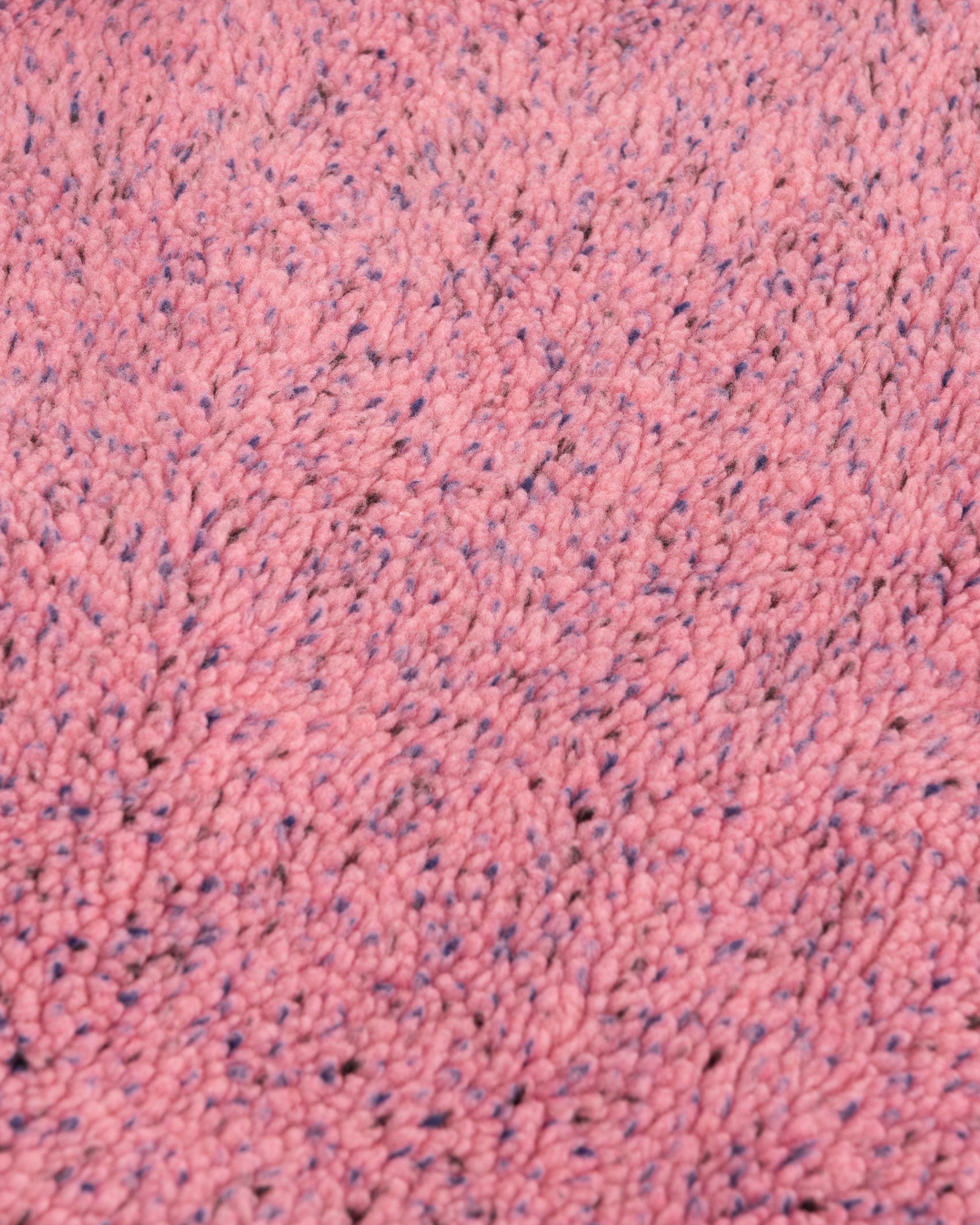 Teddyfell Tragetasche mit Konfettiprint