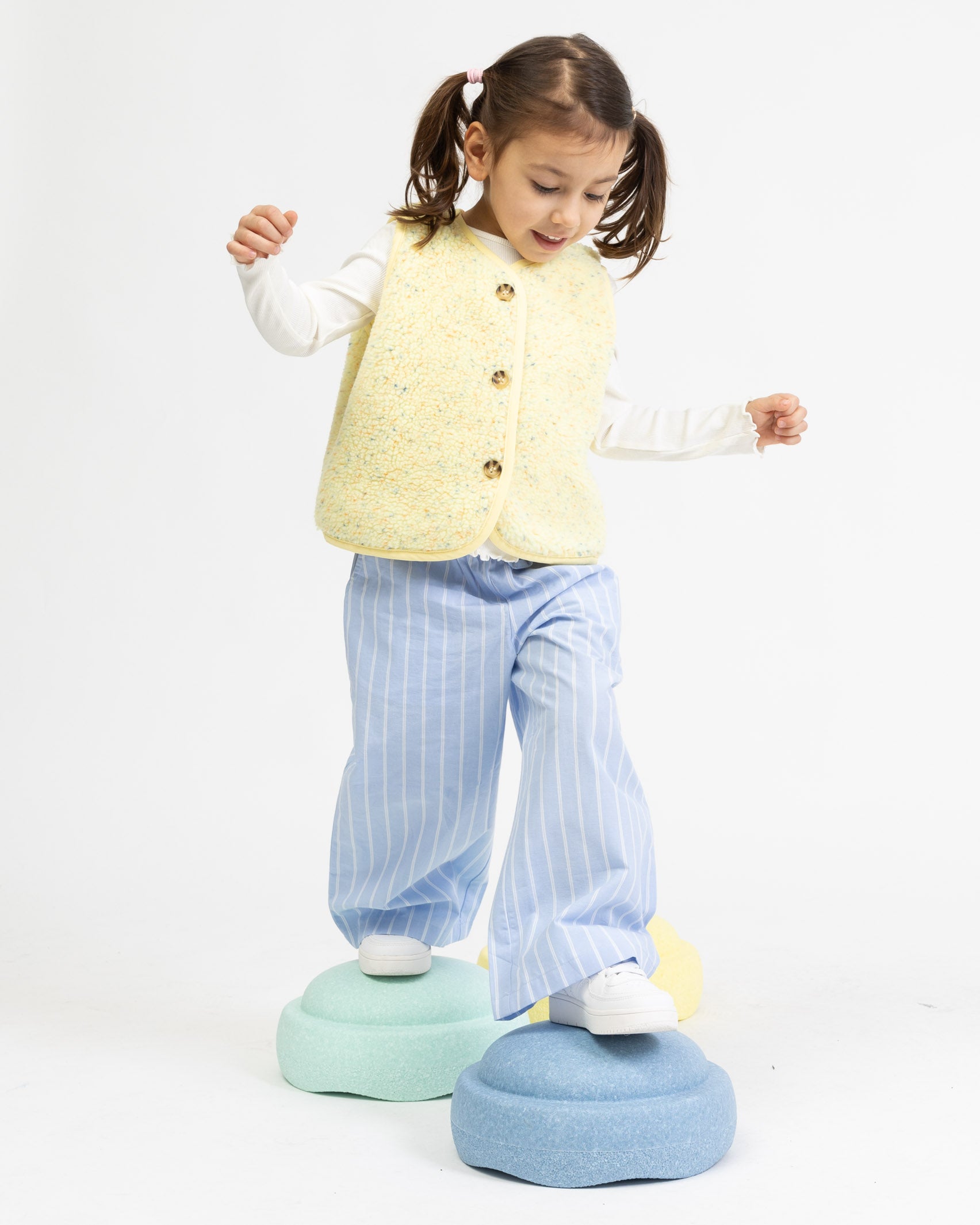 Teddy Kinderweste mit Konfettiprint