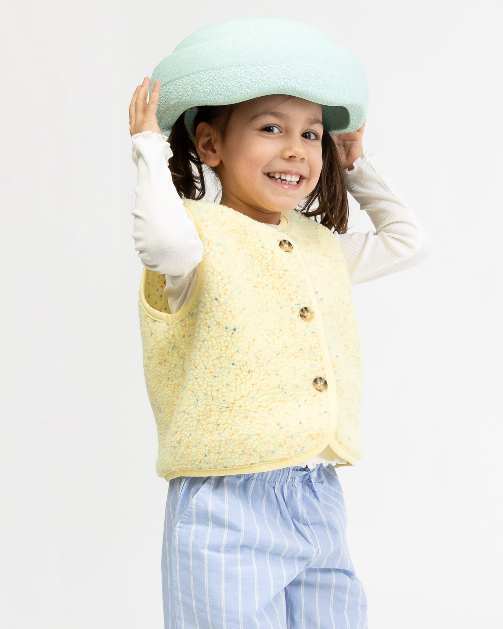 Teddy Kinderweste mit Konfettiprint