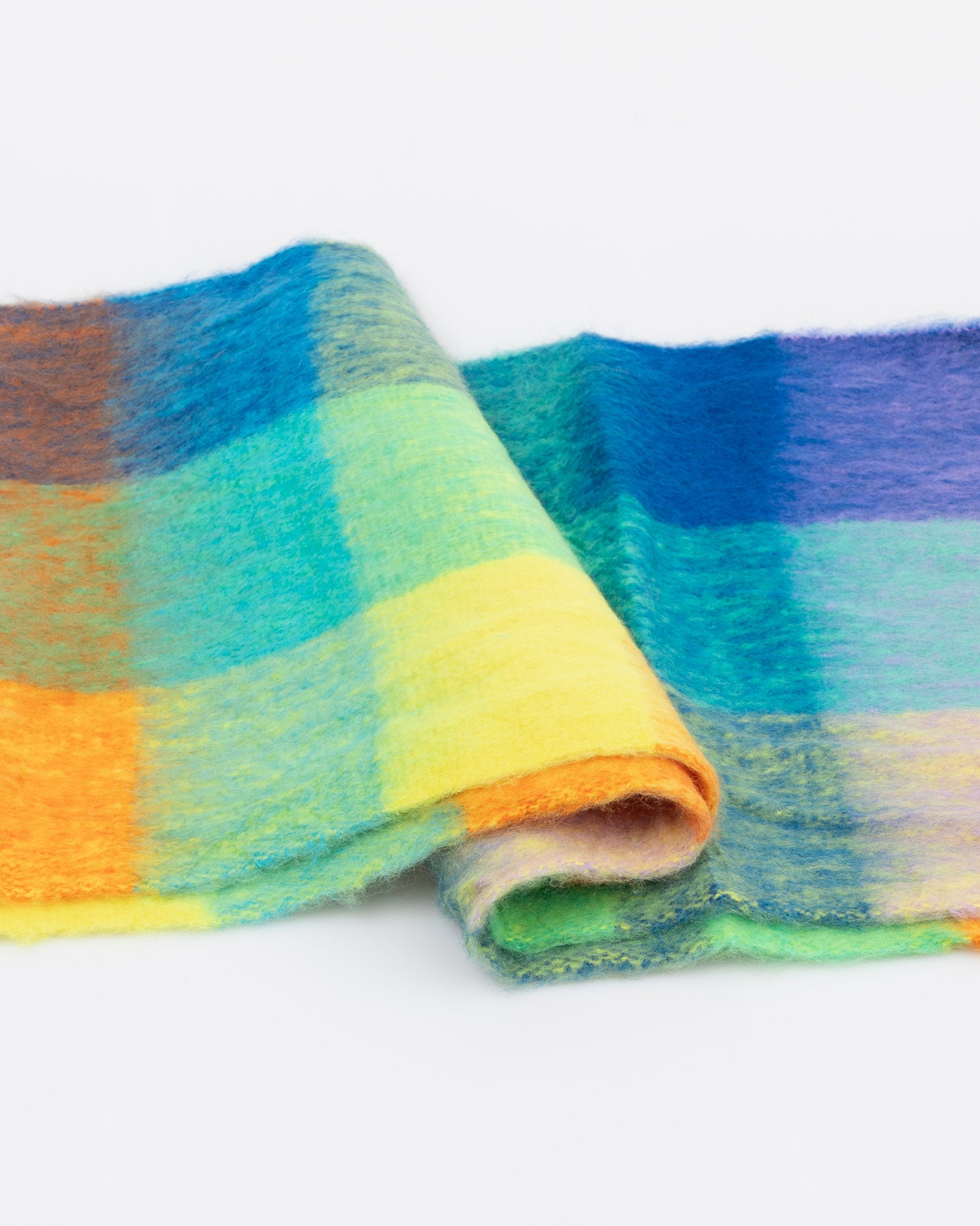 Breiter Schal mit Karomuster