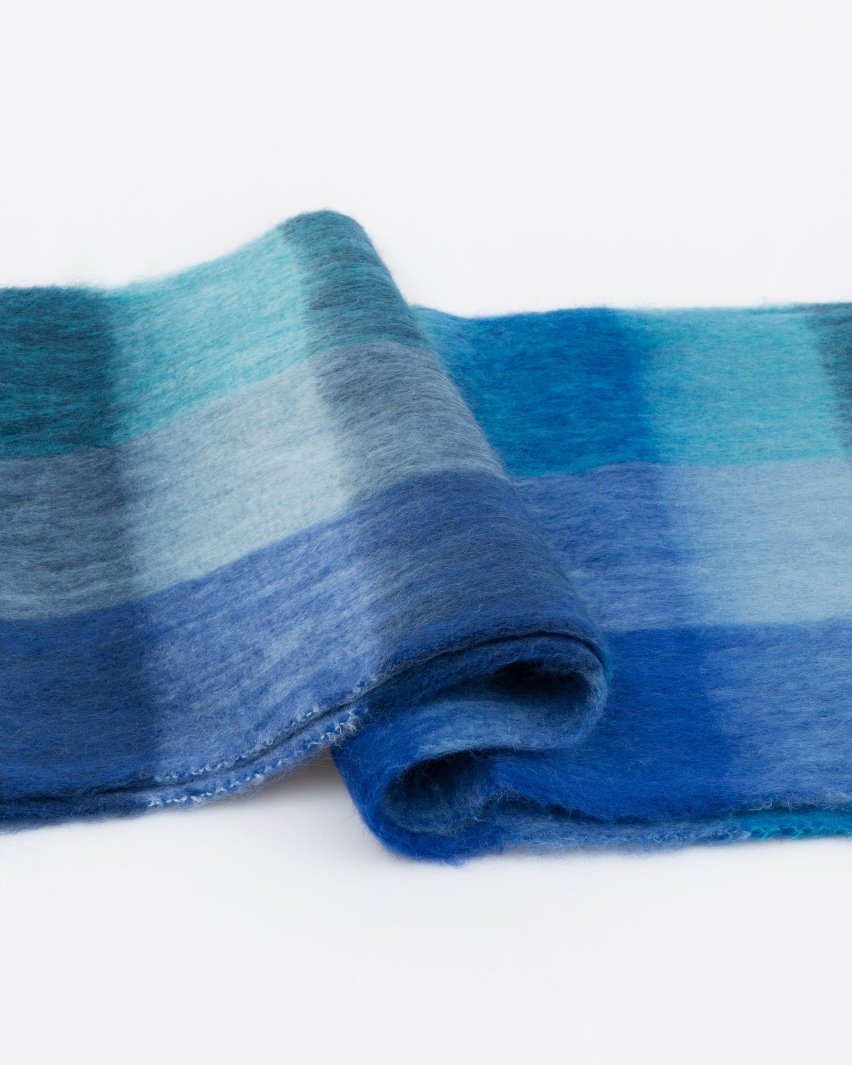 Breiter Schal mit Karomuster