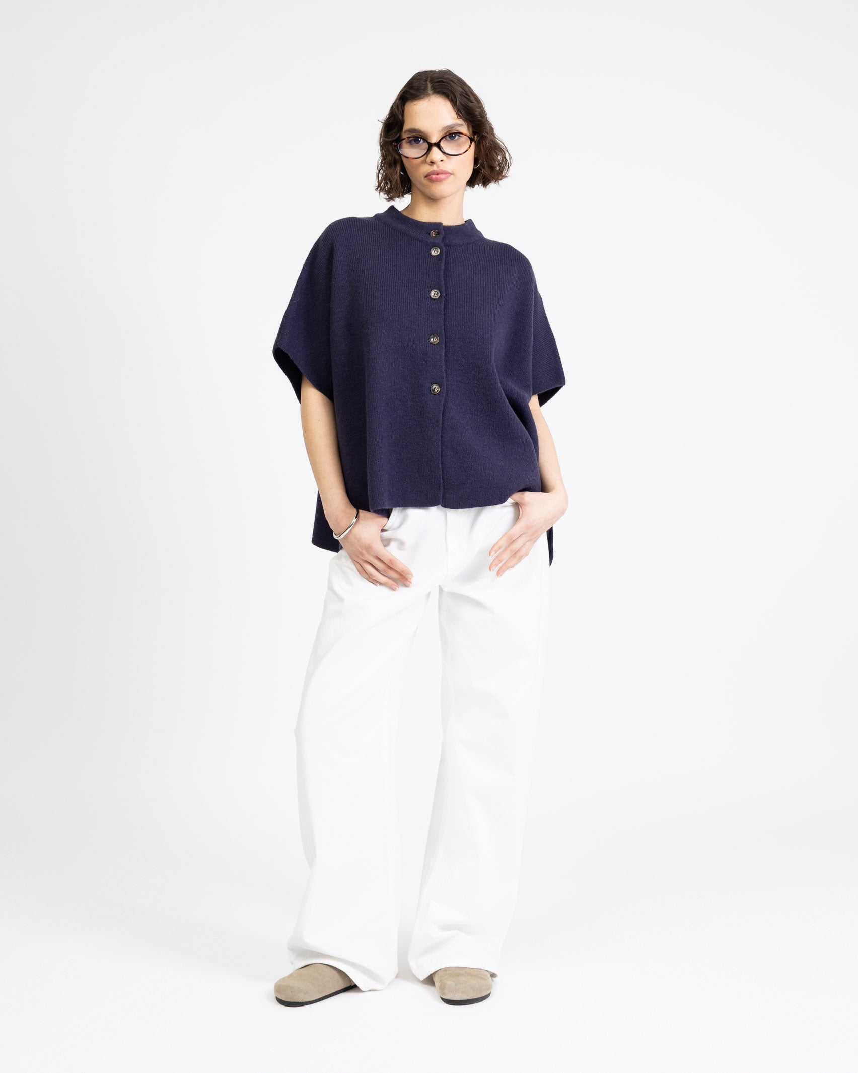 Elegante Kurzarmstrickjacke