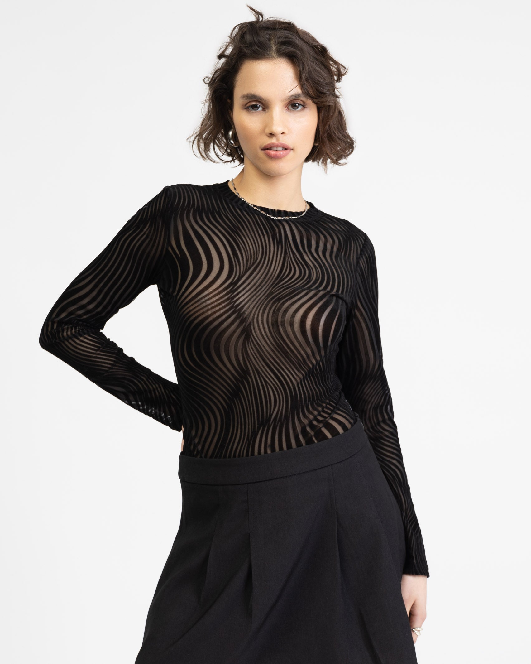 Body mit Wellenmuster aus Samt