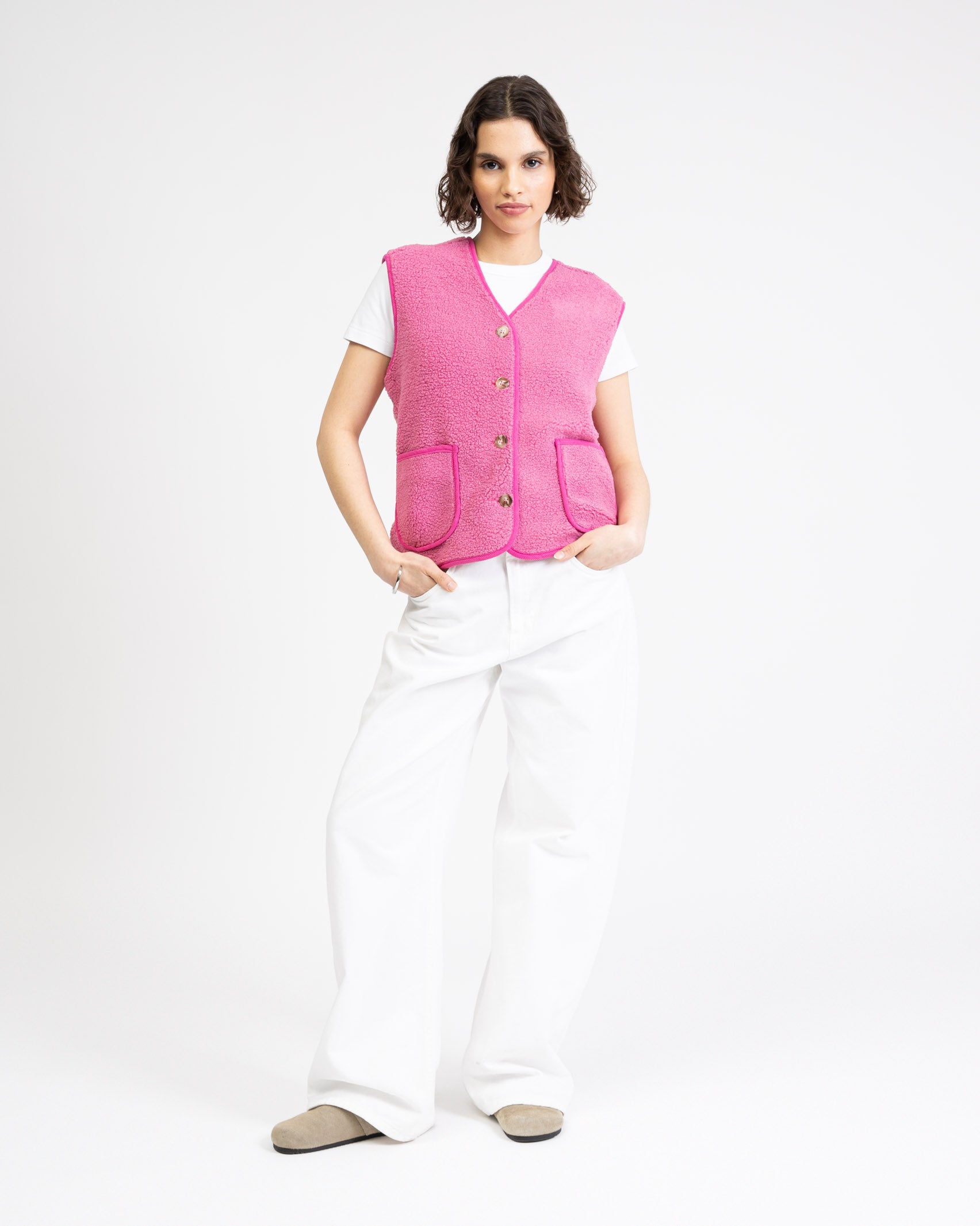 Teddy Weste mit Kontrastnähten