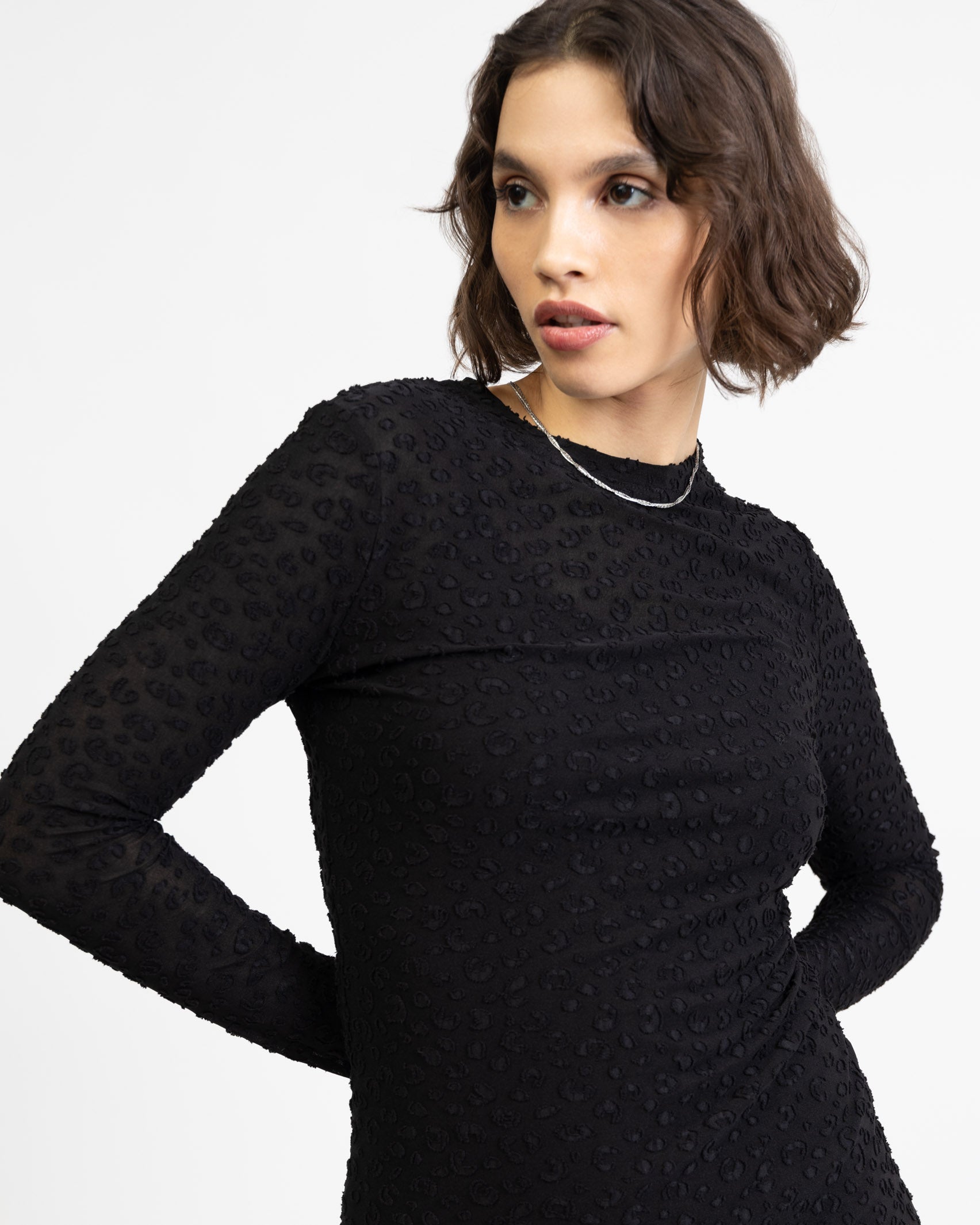 Maxikleid aus Mesh mit Animalprint