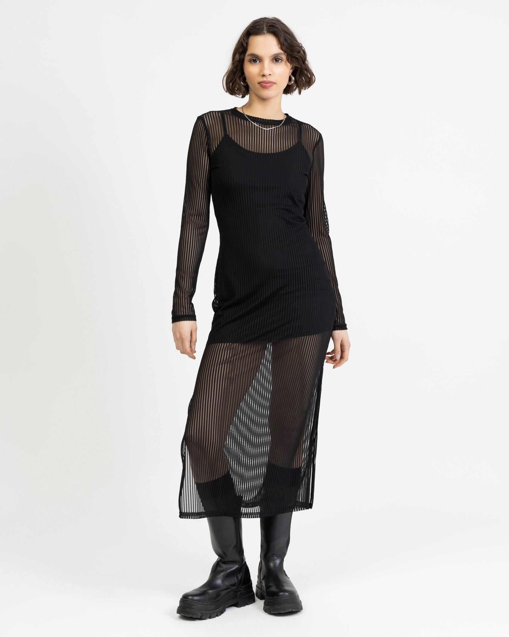 Maxikleid aus Mesh mit Streifenprint