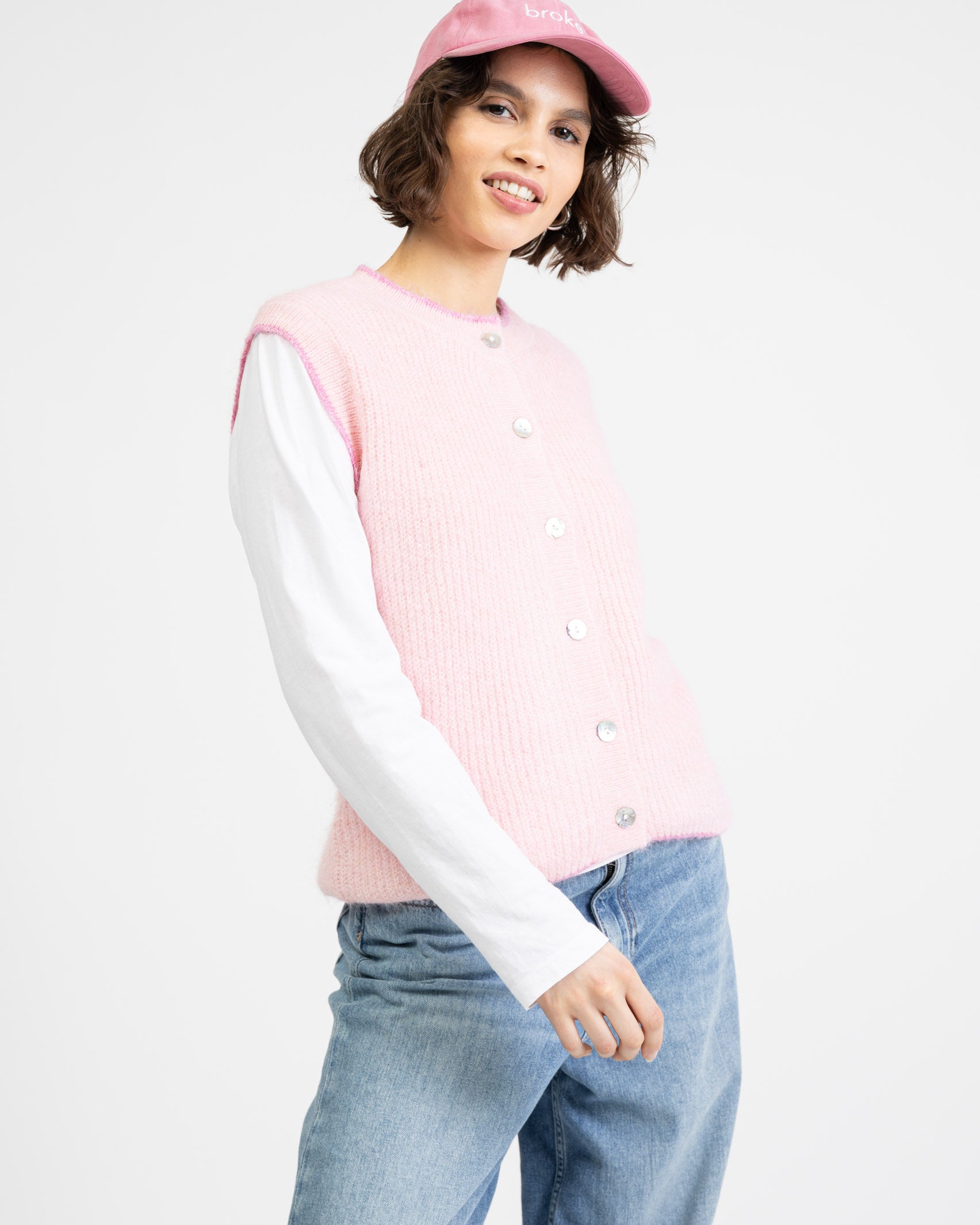 Weicher Pullunder mit Kontrastnähten