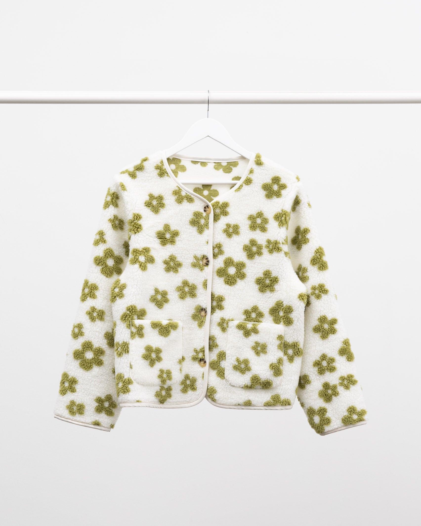 Teddyjacke mit Blumenprint