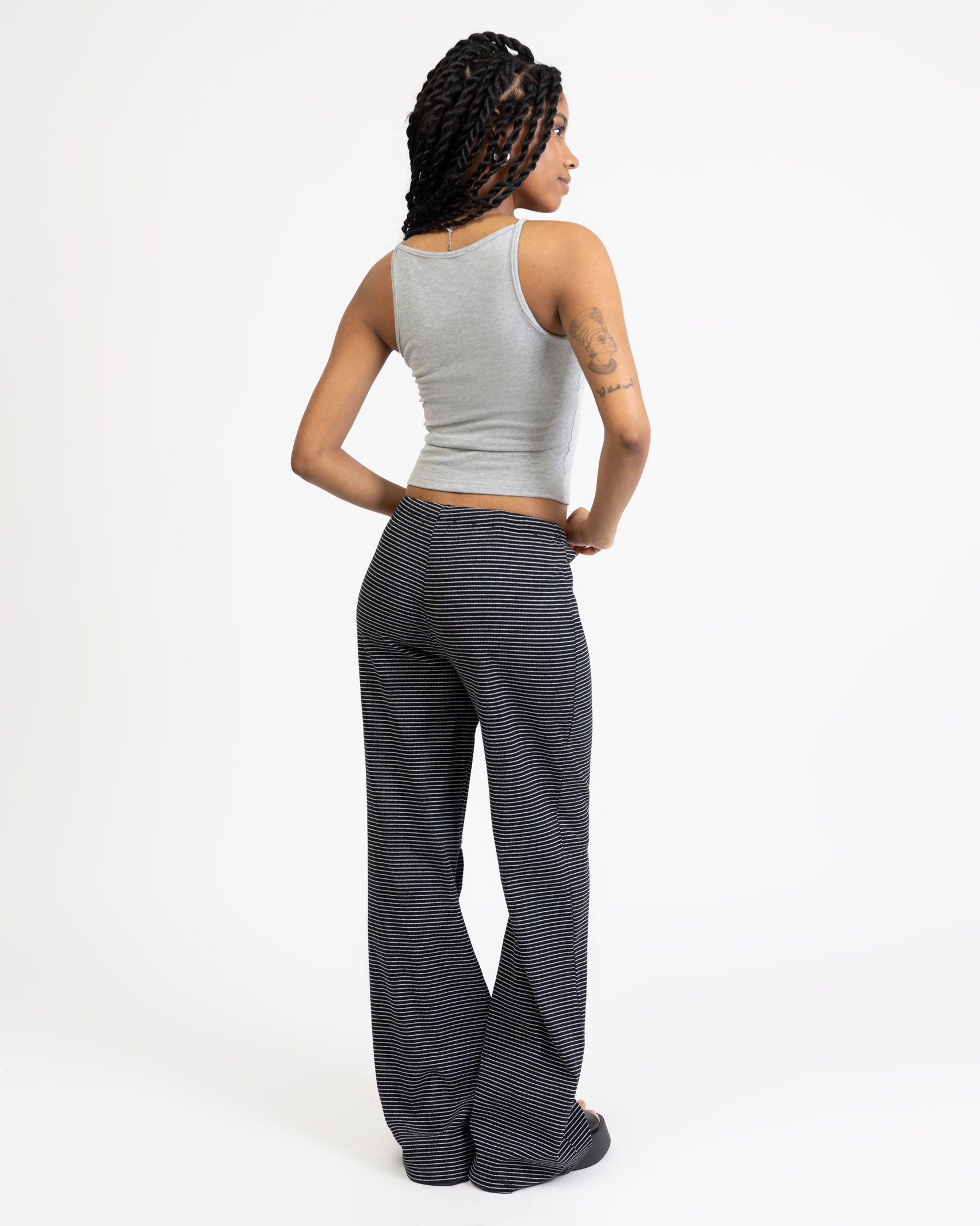 Gestreifte Hose mit Gummizug