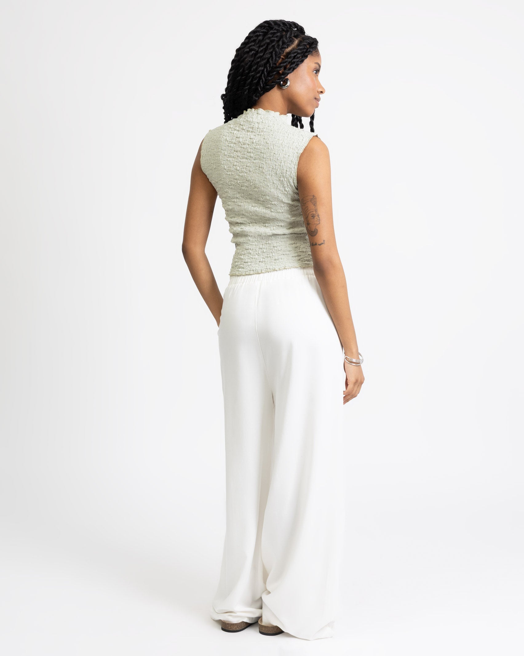 Top mit gecrinkeltem Material